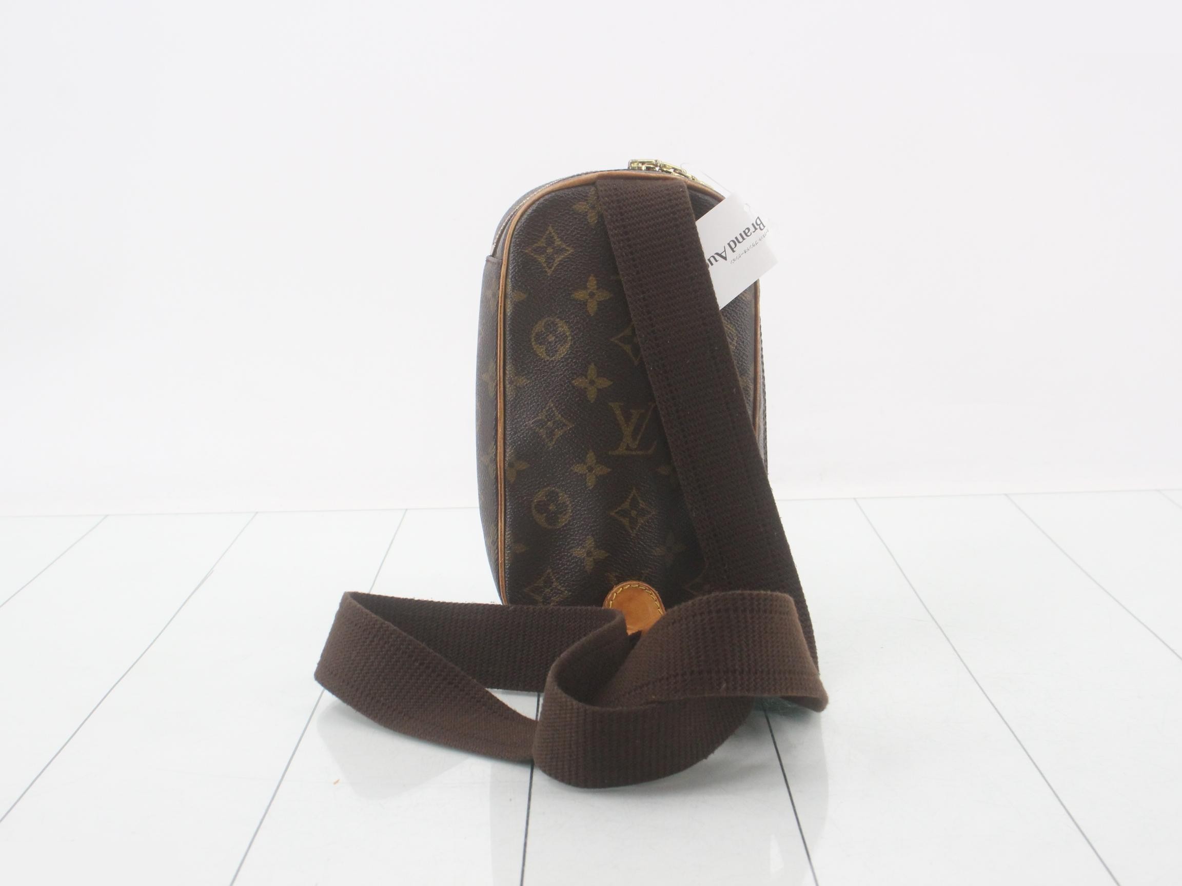 Pochette Gange — view 2