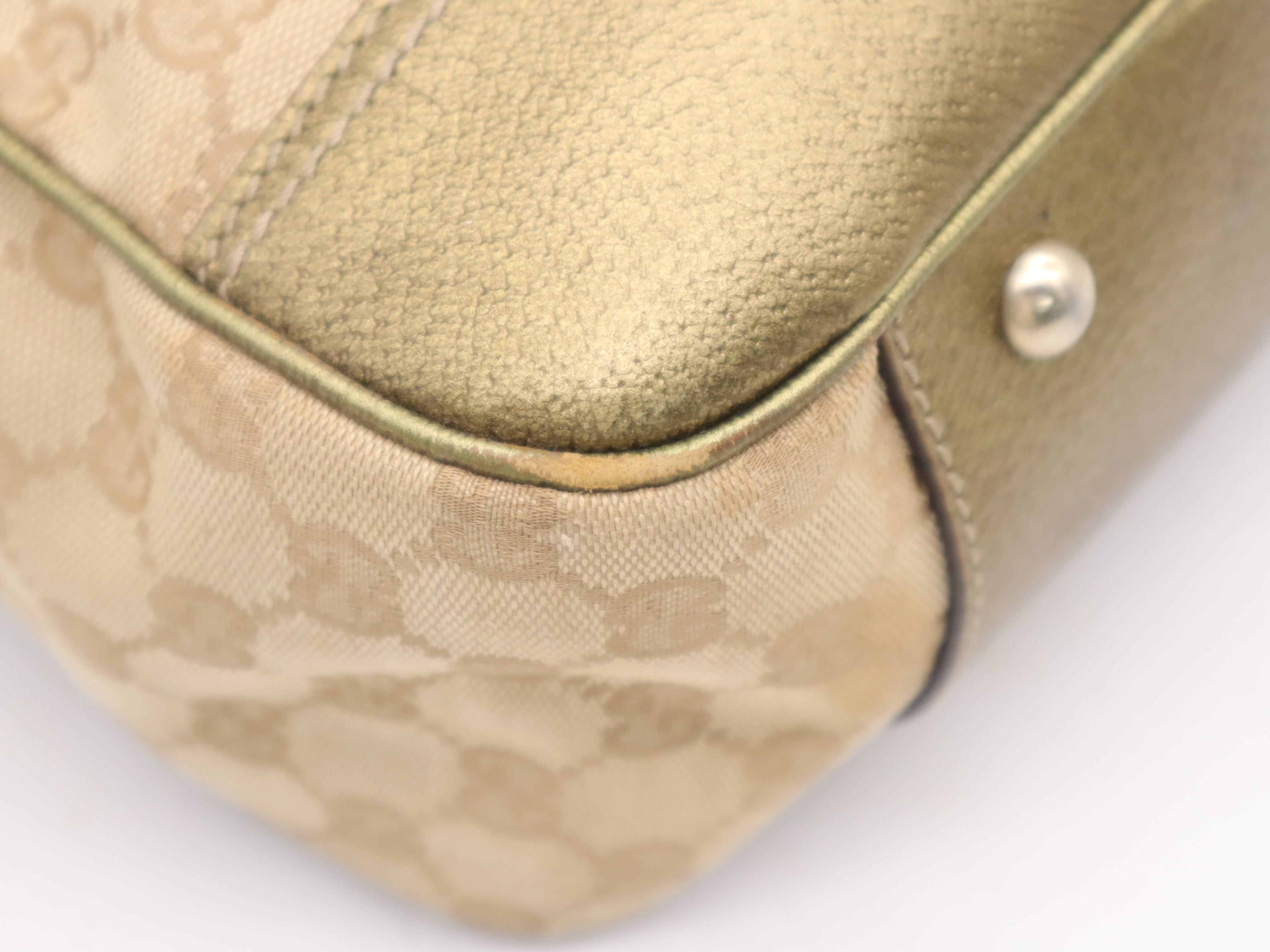 136805 GG Canvas GG Pattern Tote Bag Gold Tote Bag — view 10