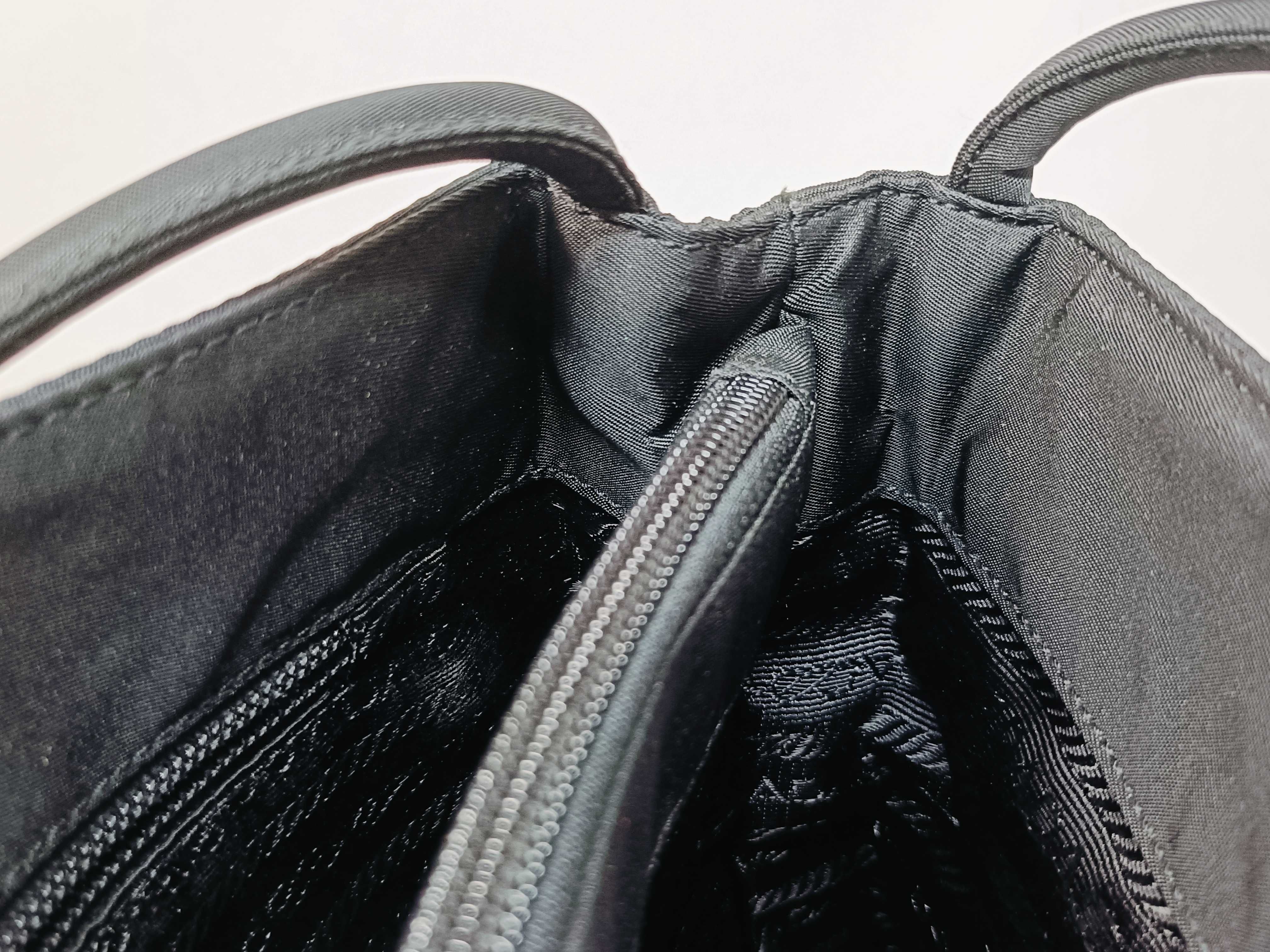Nylon Tessuto Tote Bag — view 9