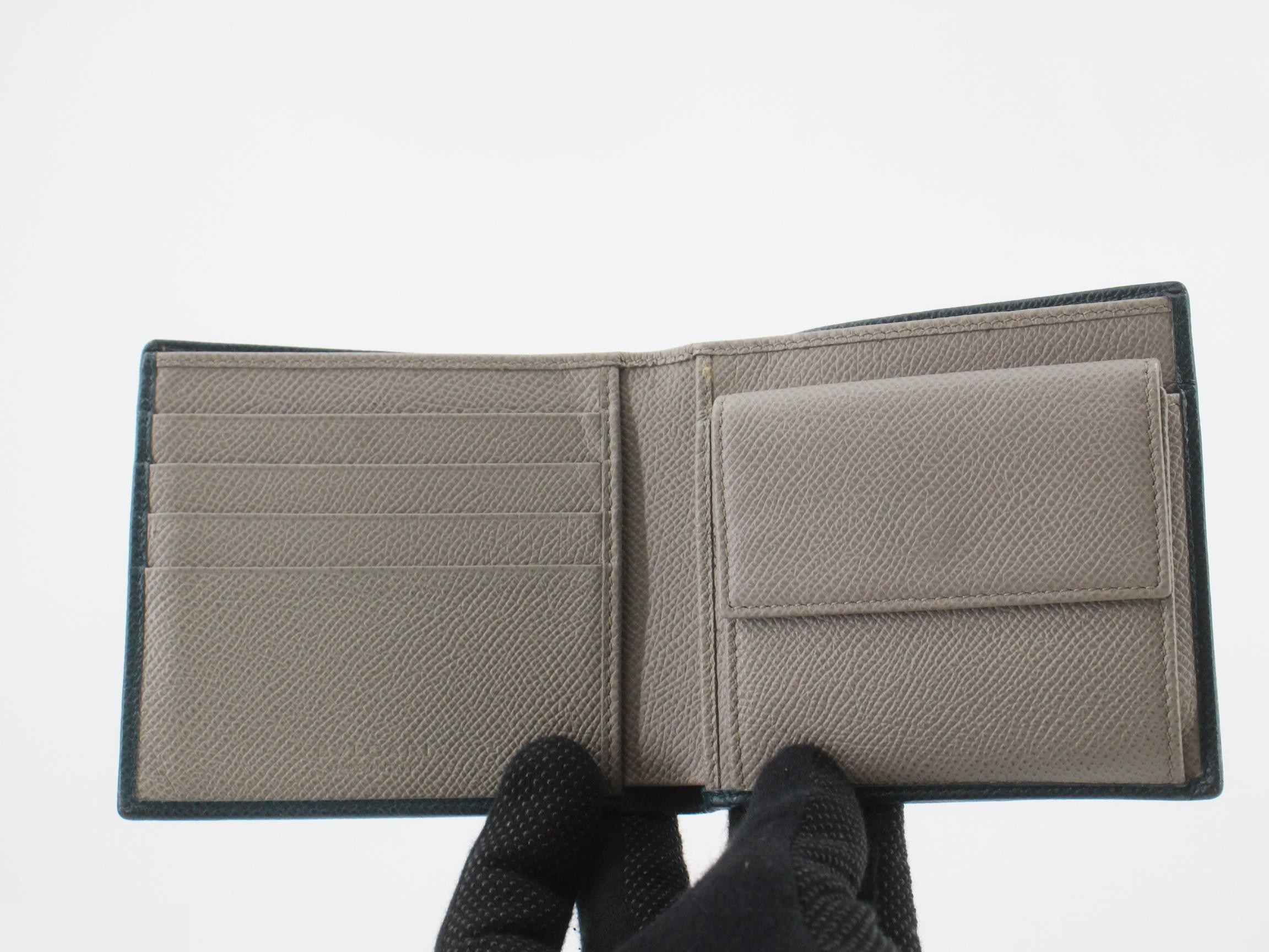 Other lines: Bags & Wallets, Green, Bi-fold — view 4