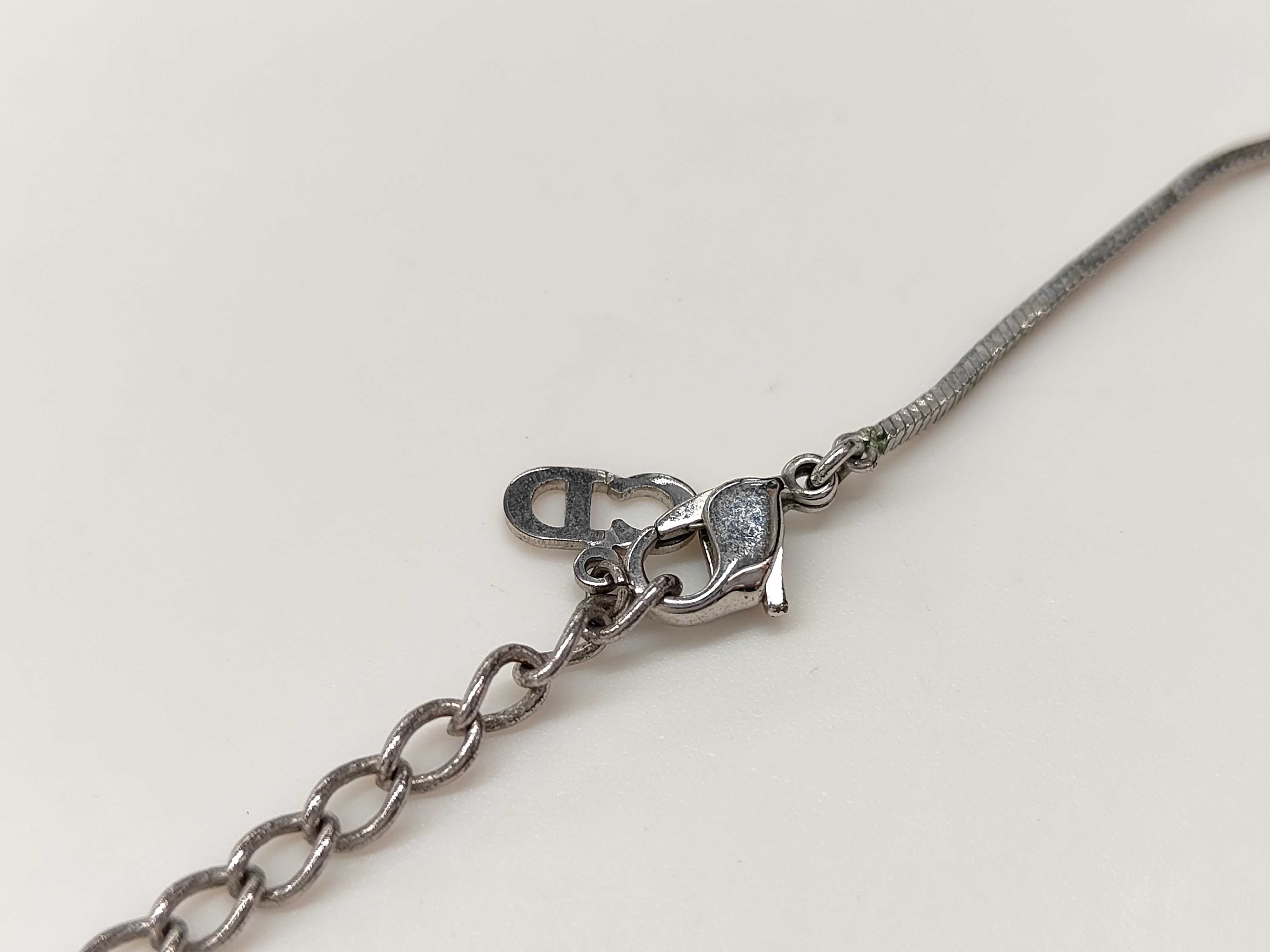 necklace — view 4