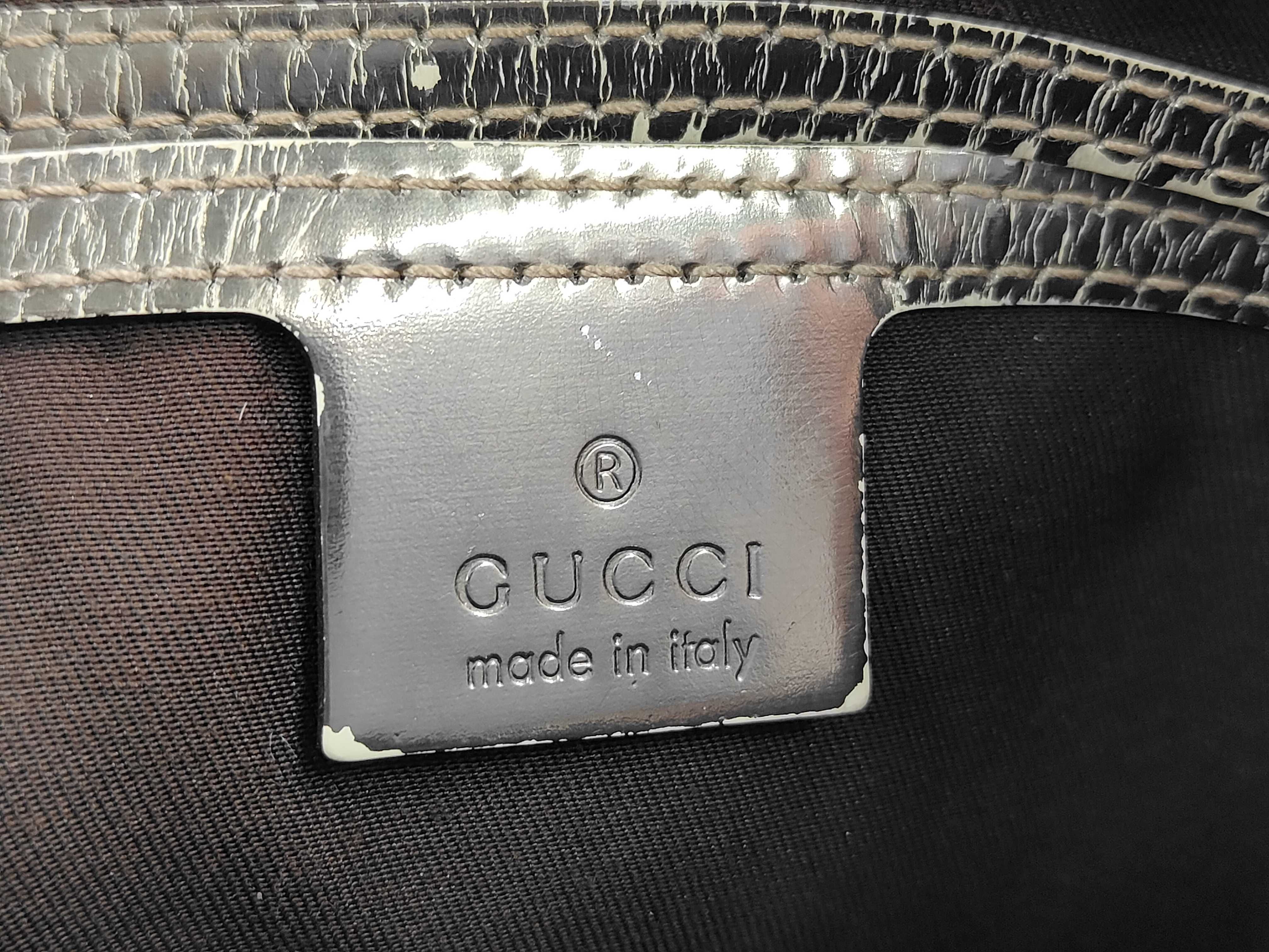 GG Supreme GG Plus Shoulder Bag — view 14