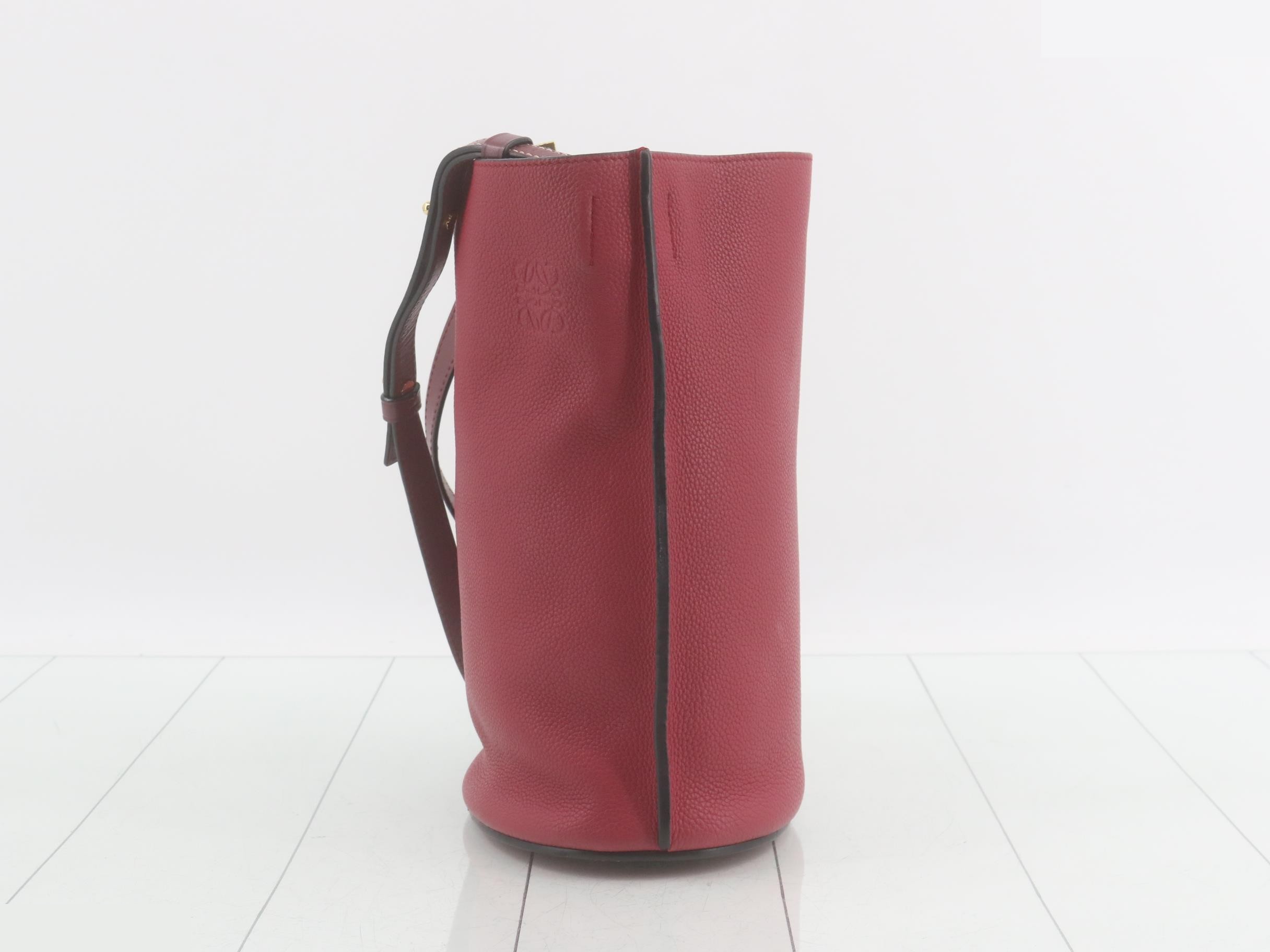 Gate Bucket Bag, Berry Pink — view 3