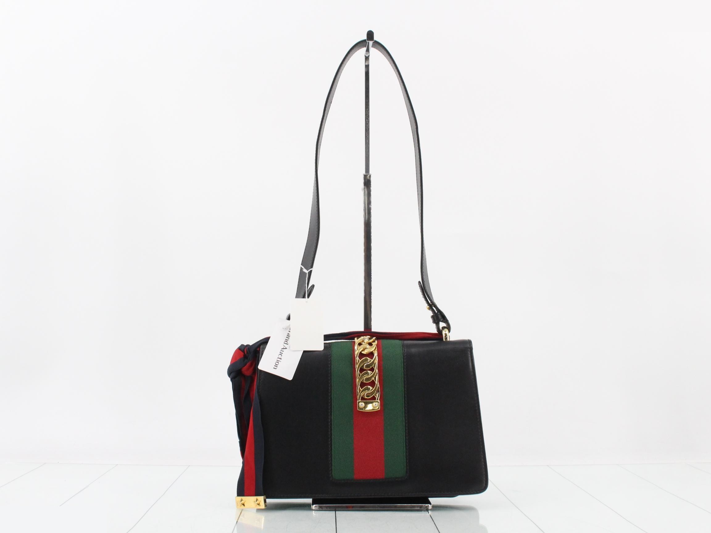 shoulder bag — view 2