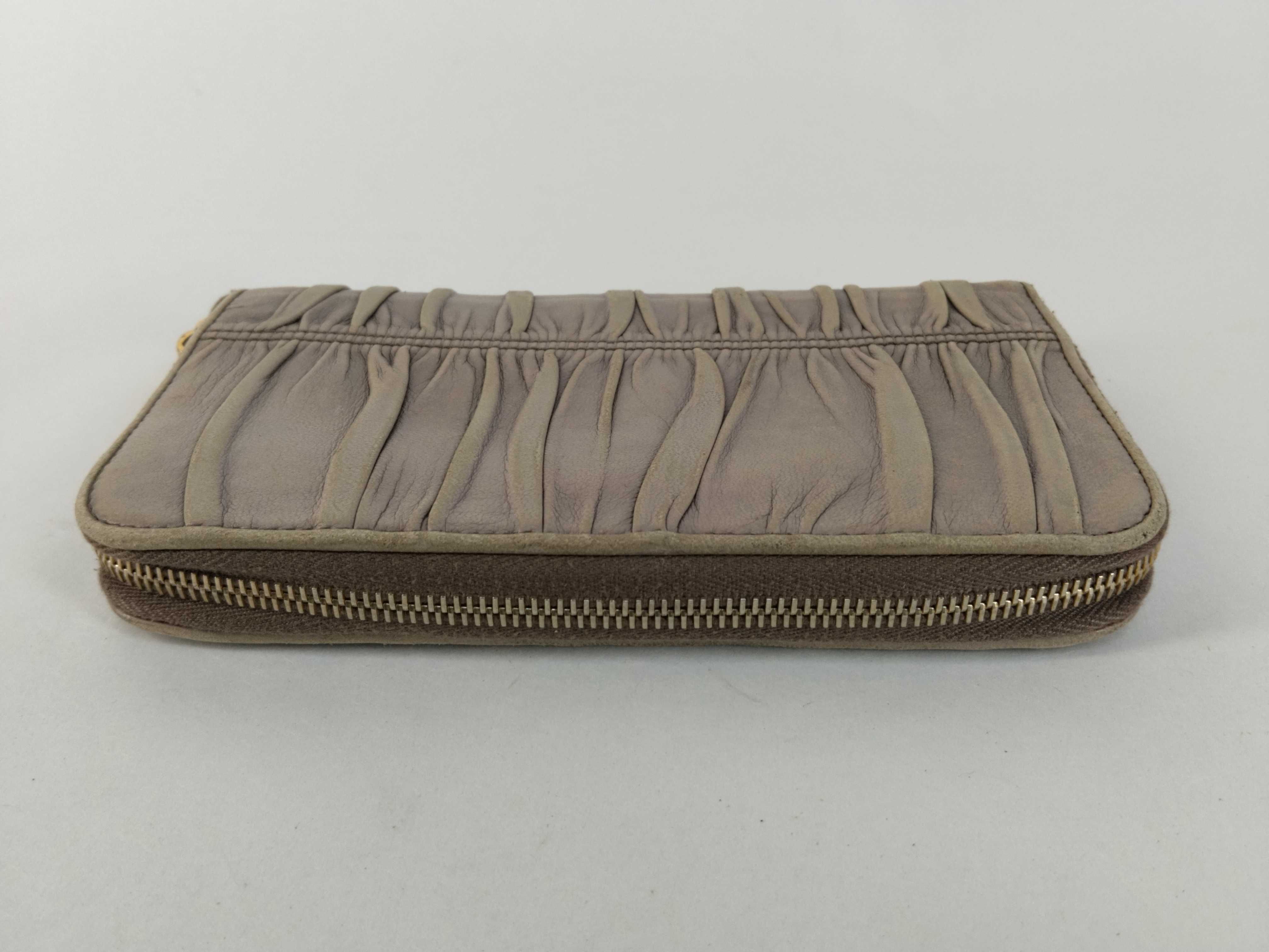 wallet — view 8