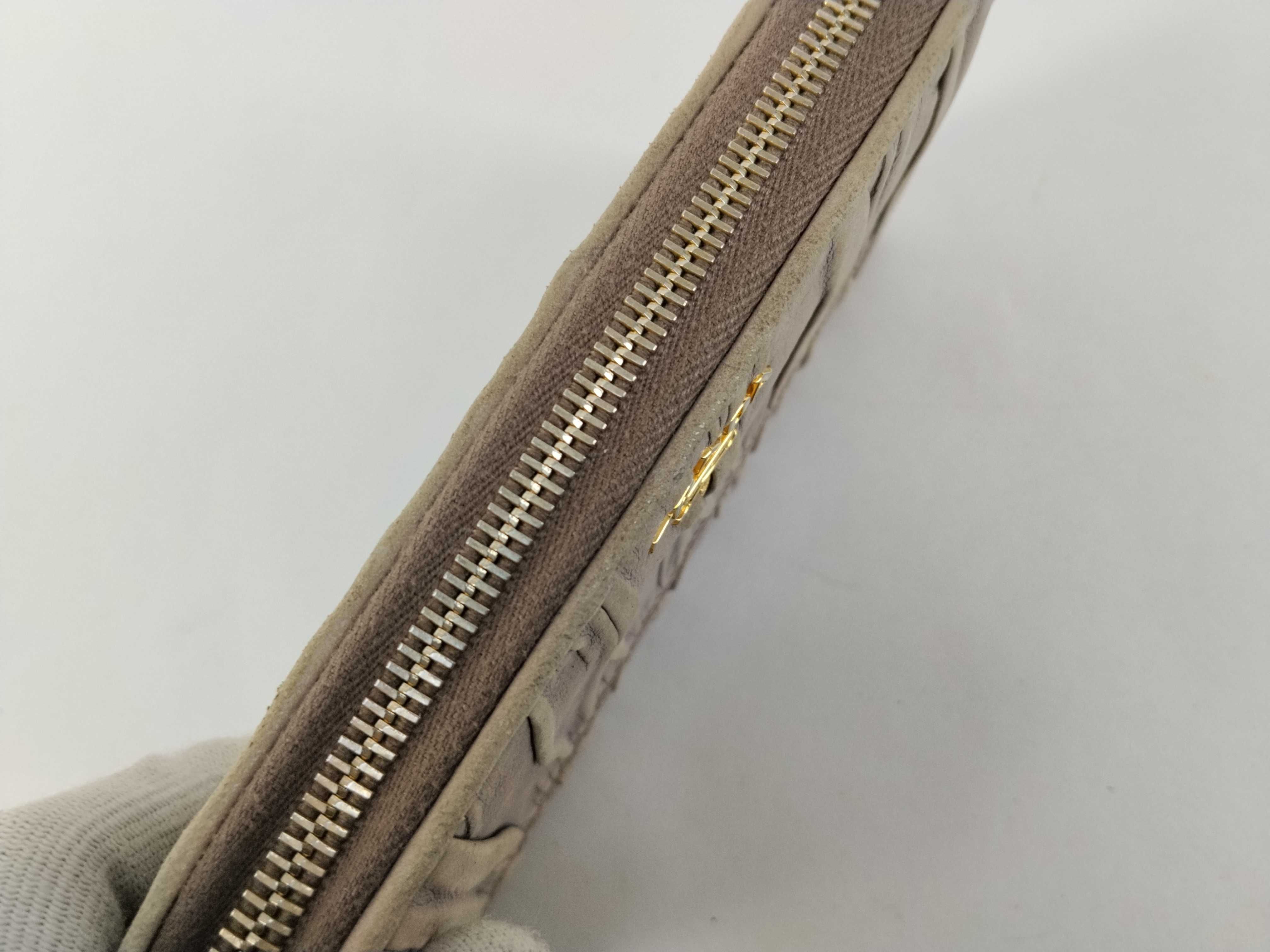 wallet — view 9