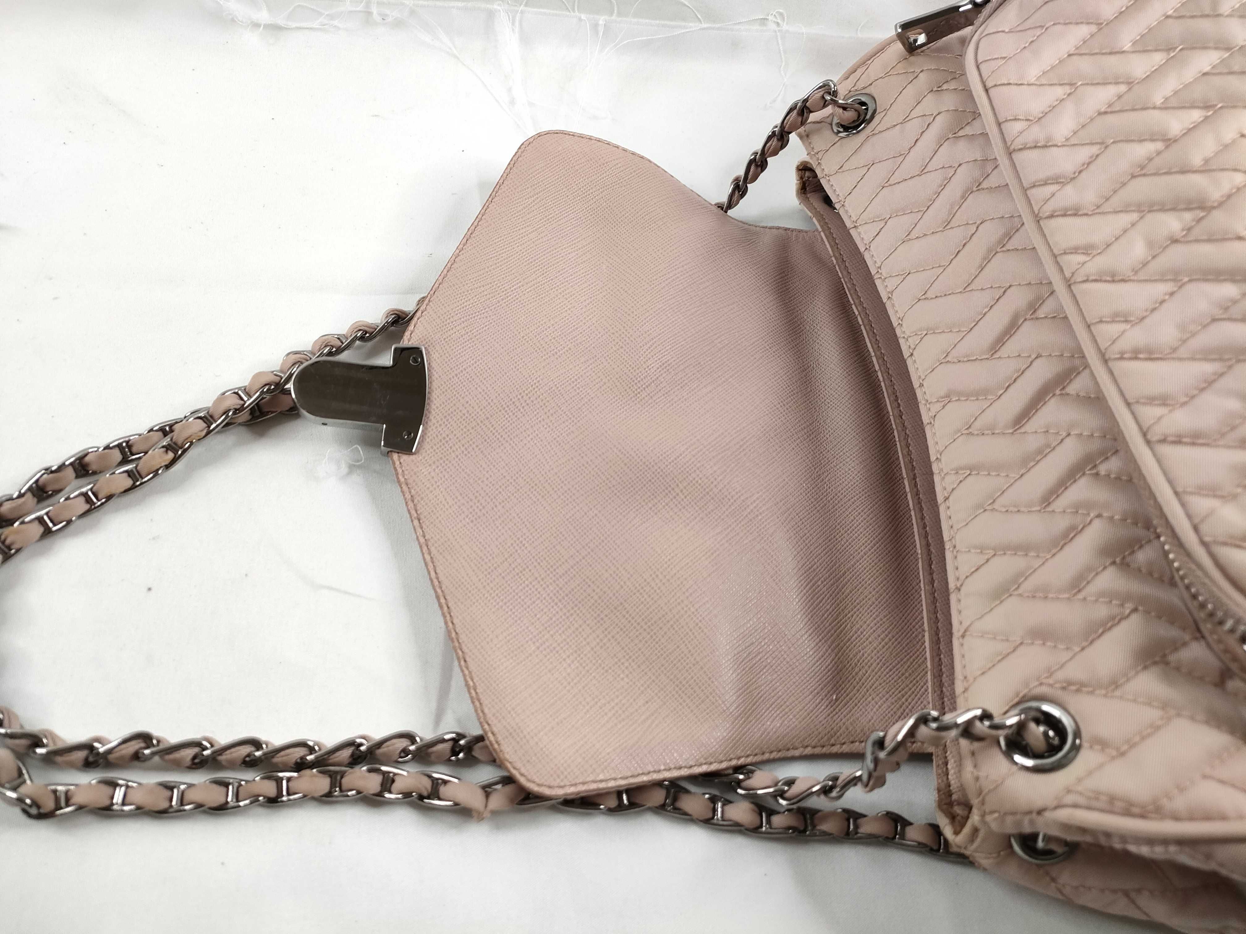 Chain Shoulder Nylon Shoulder Bag — view 8