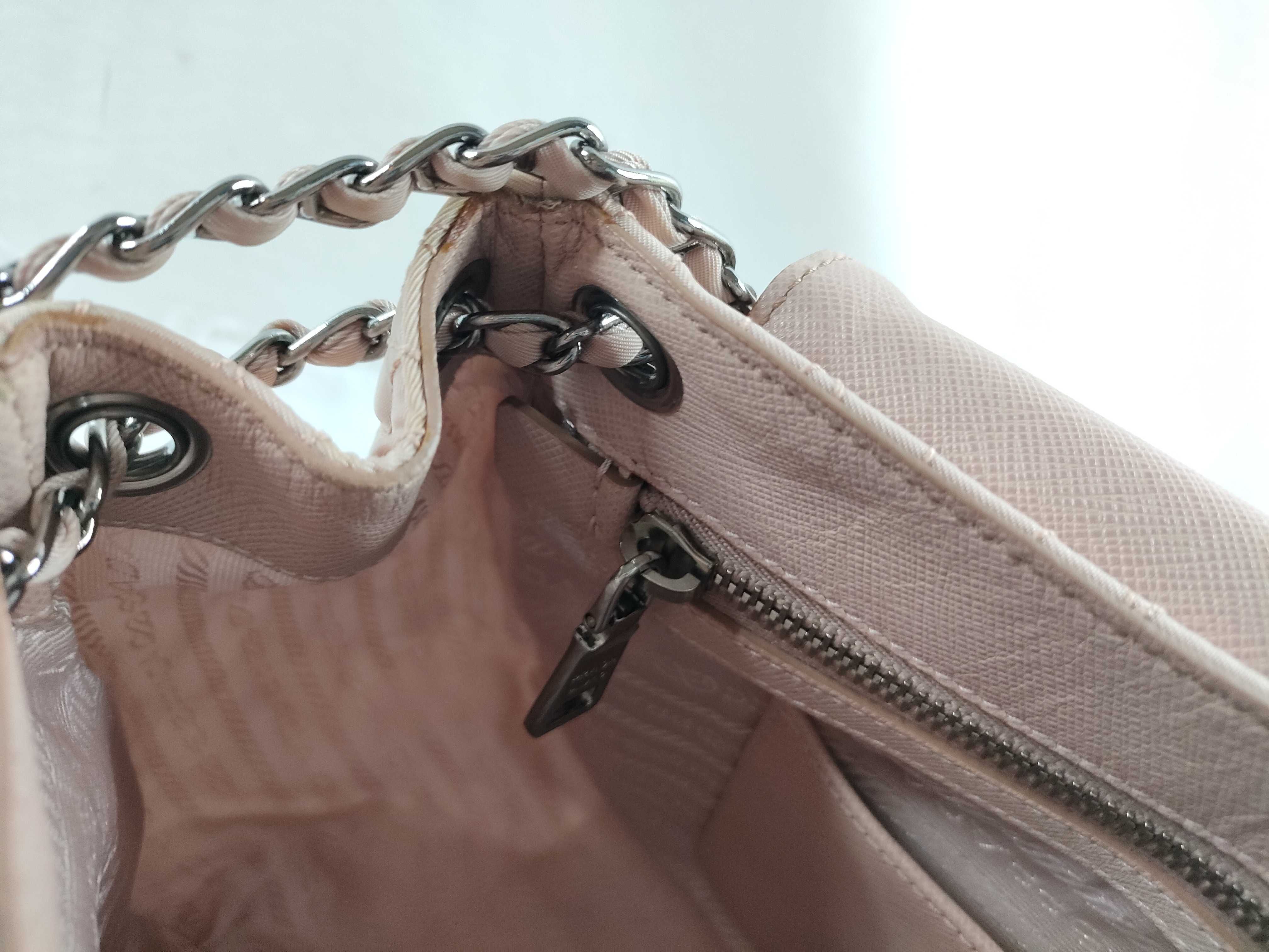 Chain Shoulder Nylon Shoulder Bag — view 9