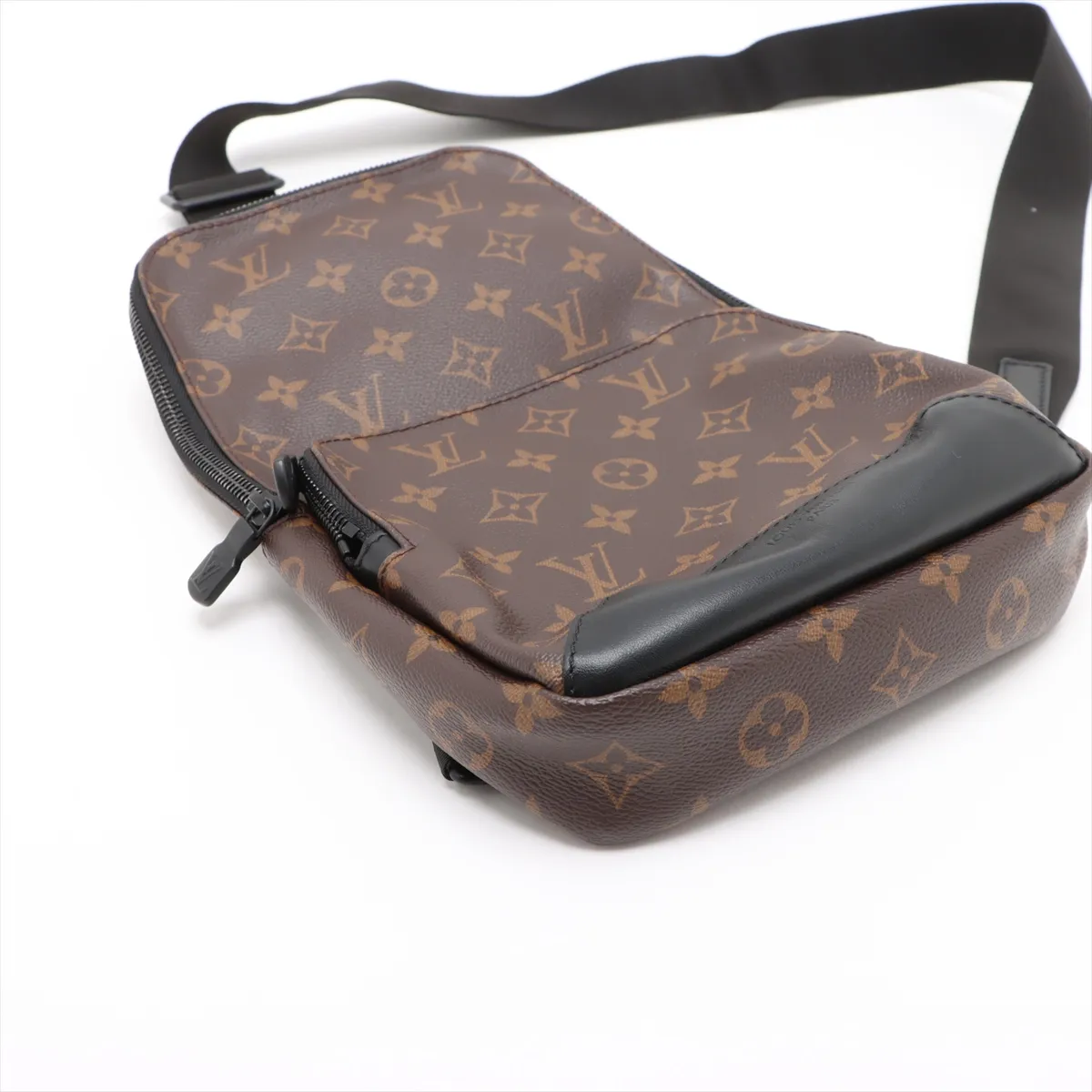 Monogram Macassar Avenue Sling Bag M45897 Brown (RFID detected) — view 4