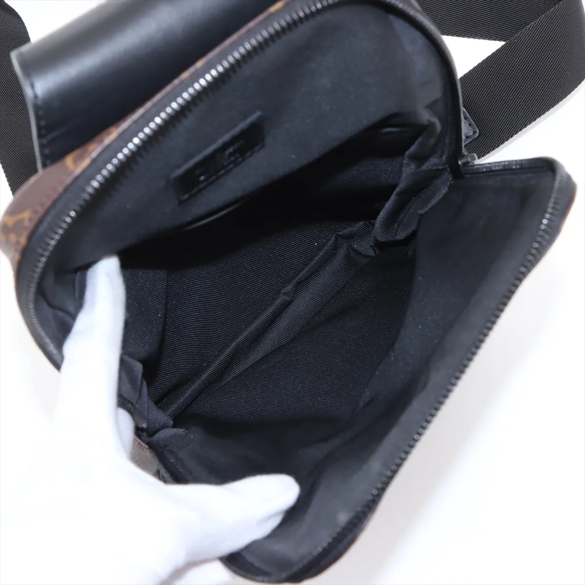 Monogram Macassar Avenue Sling Bag M45897 Brown (RFID detected) — view 6