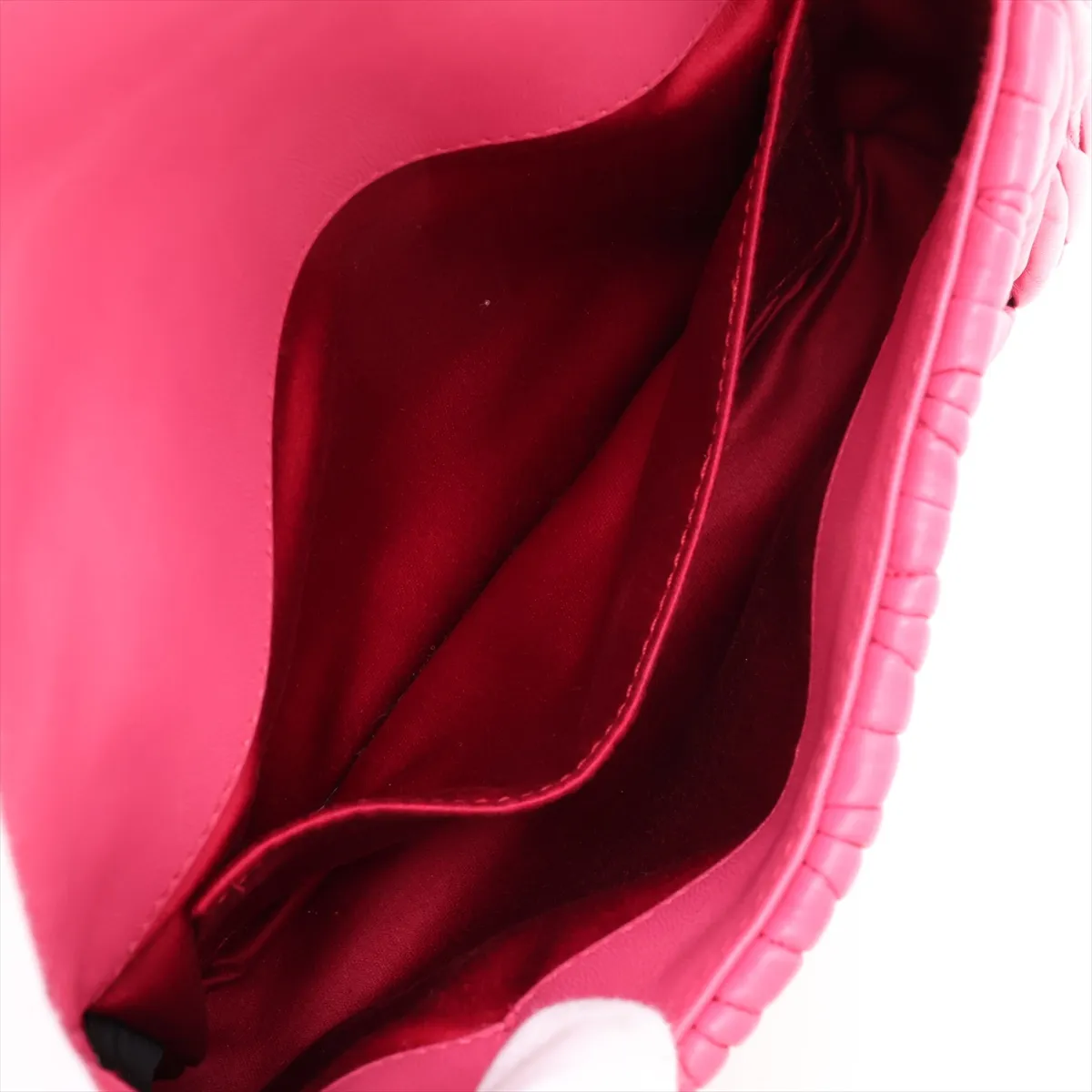 Matelassé Leather Shoulder Bag Pink — view 7