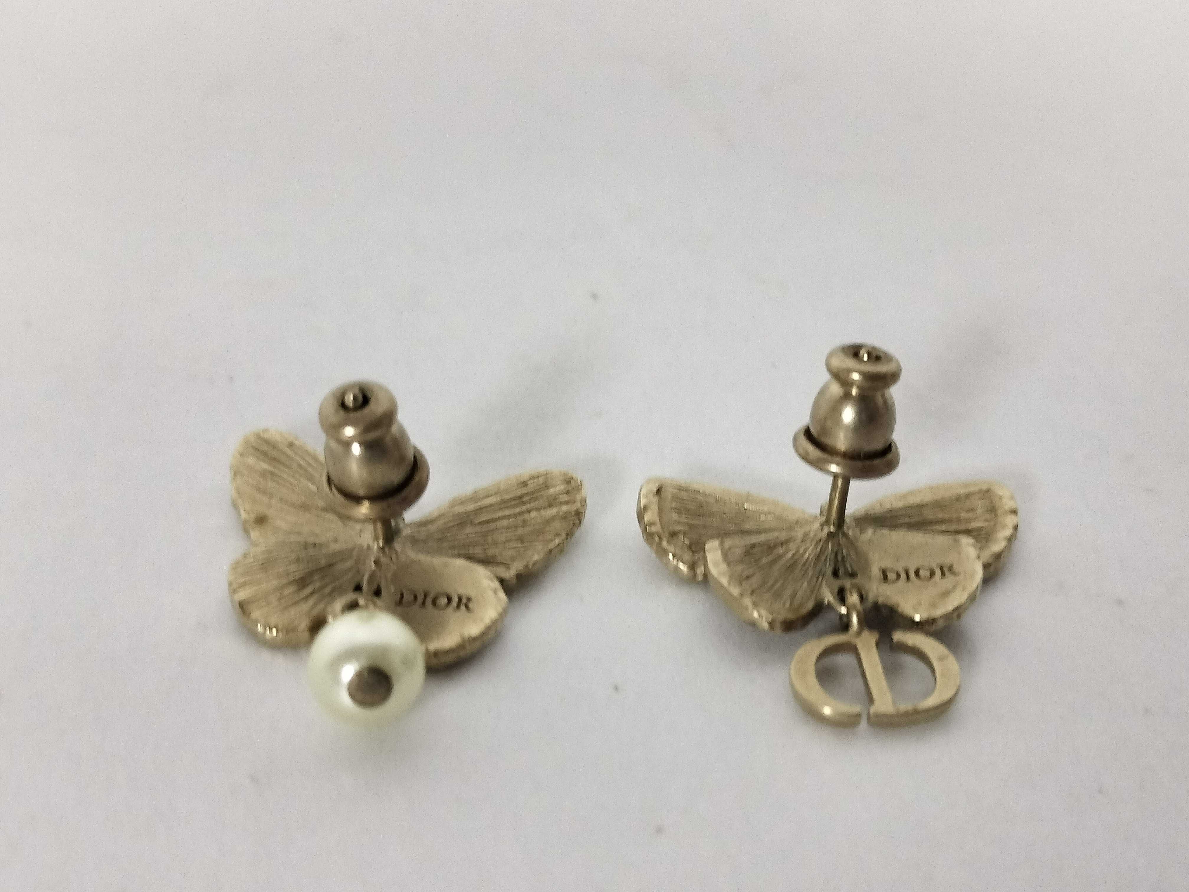 Butterfly/Gold/Earrings — view 3