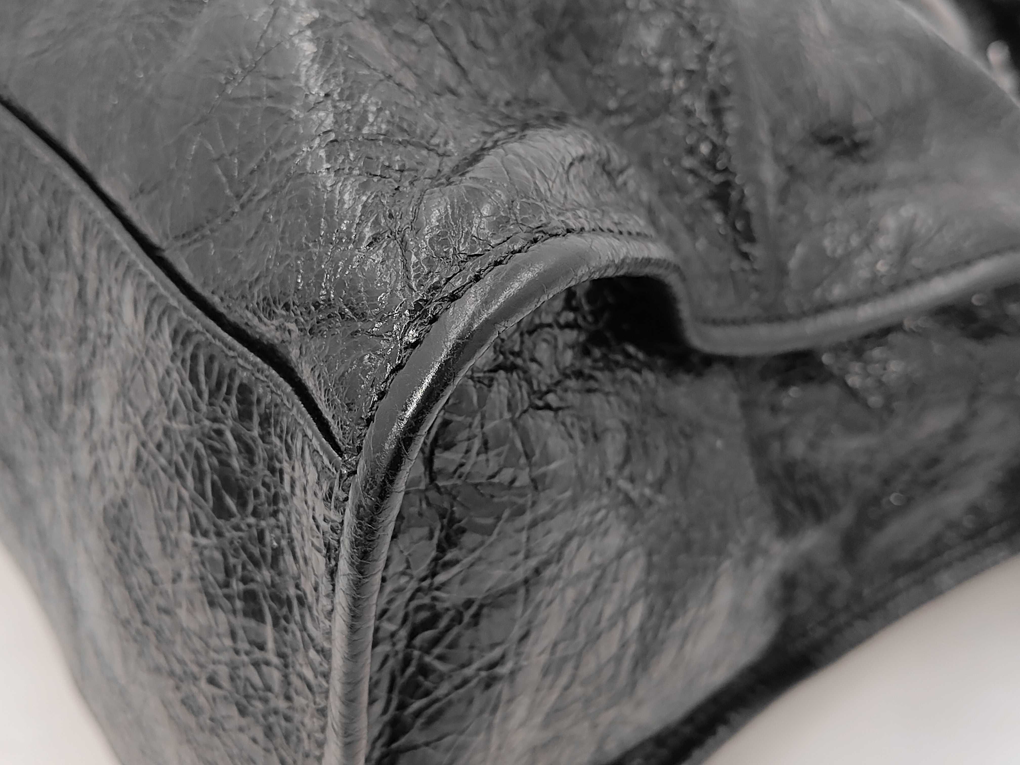 The Giant City Le City Large Black Arena Lambskin Matte Black Handbag — view 3