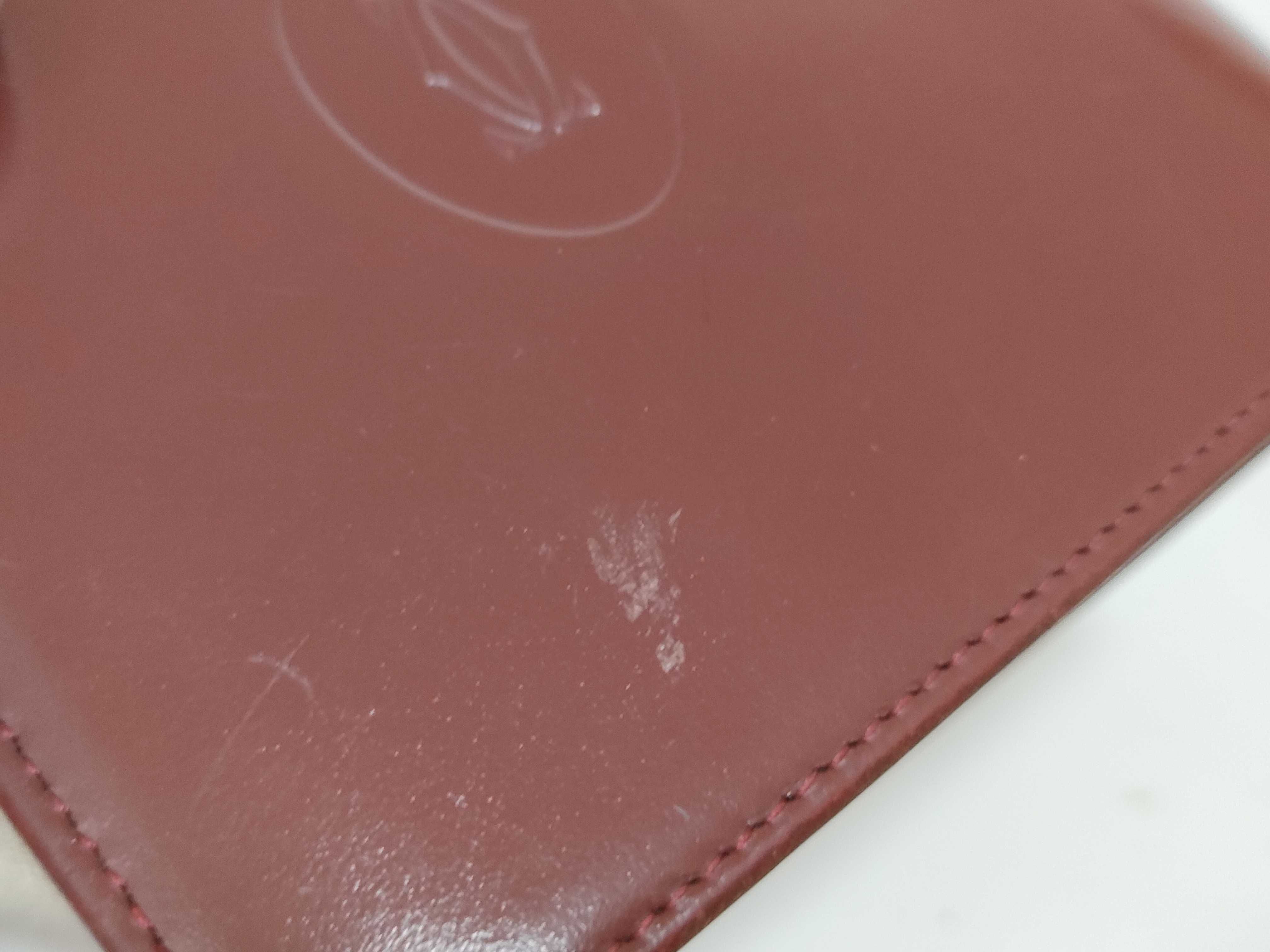 Must wallet — view 12