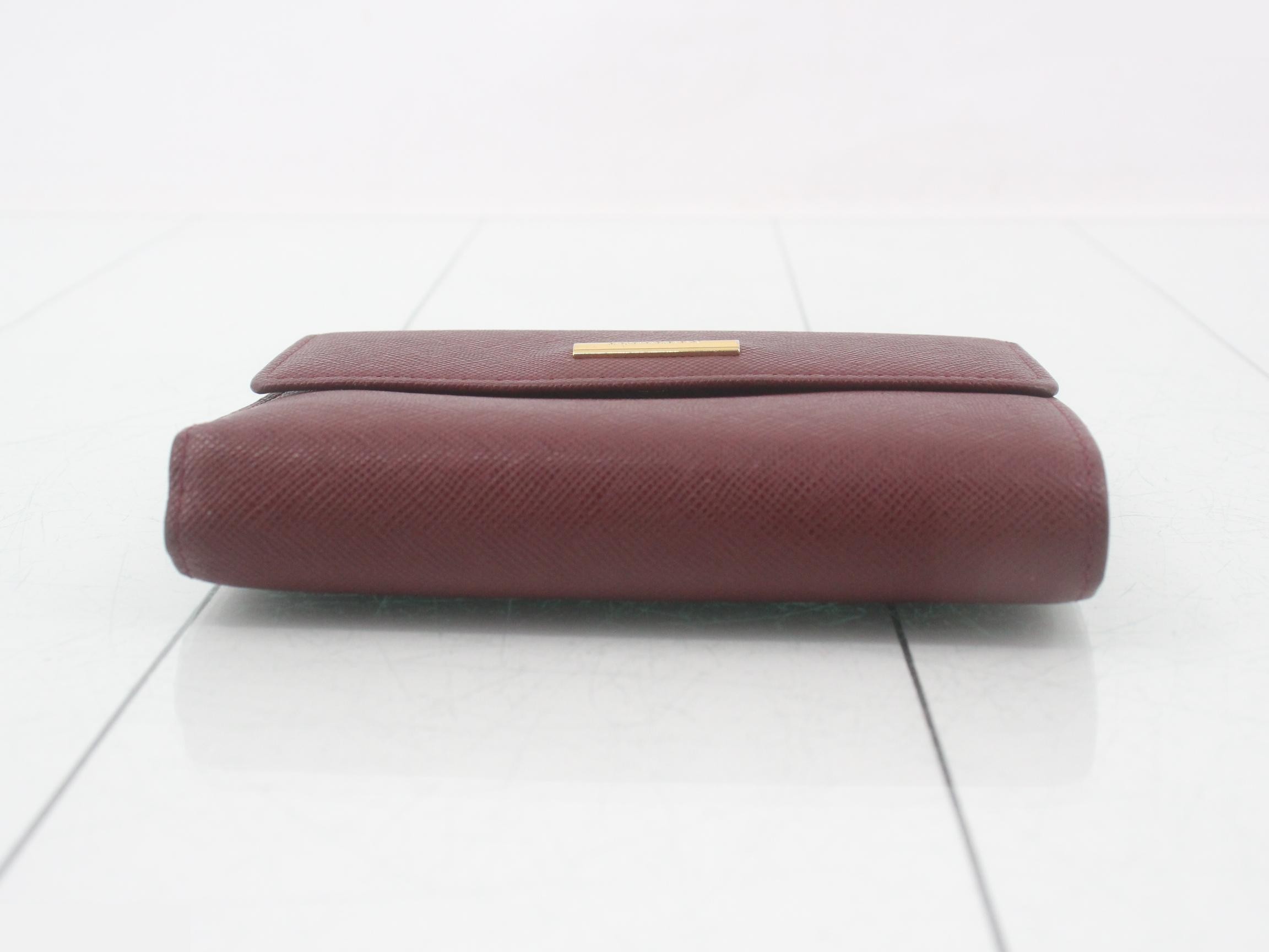 Bi-fold wallet, leather, burgundy, coin purse. — view 3