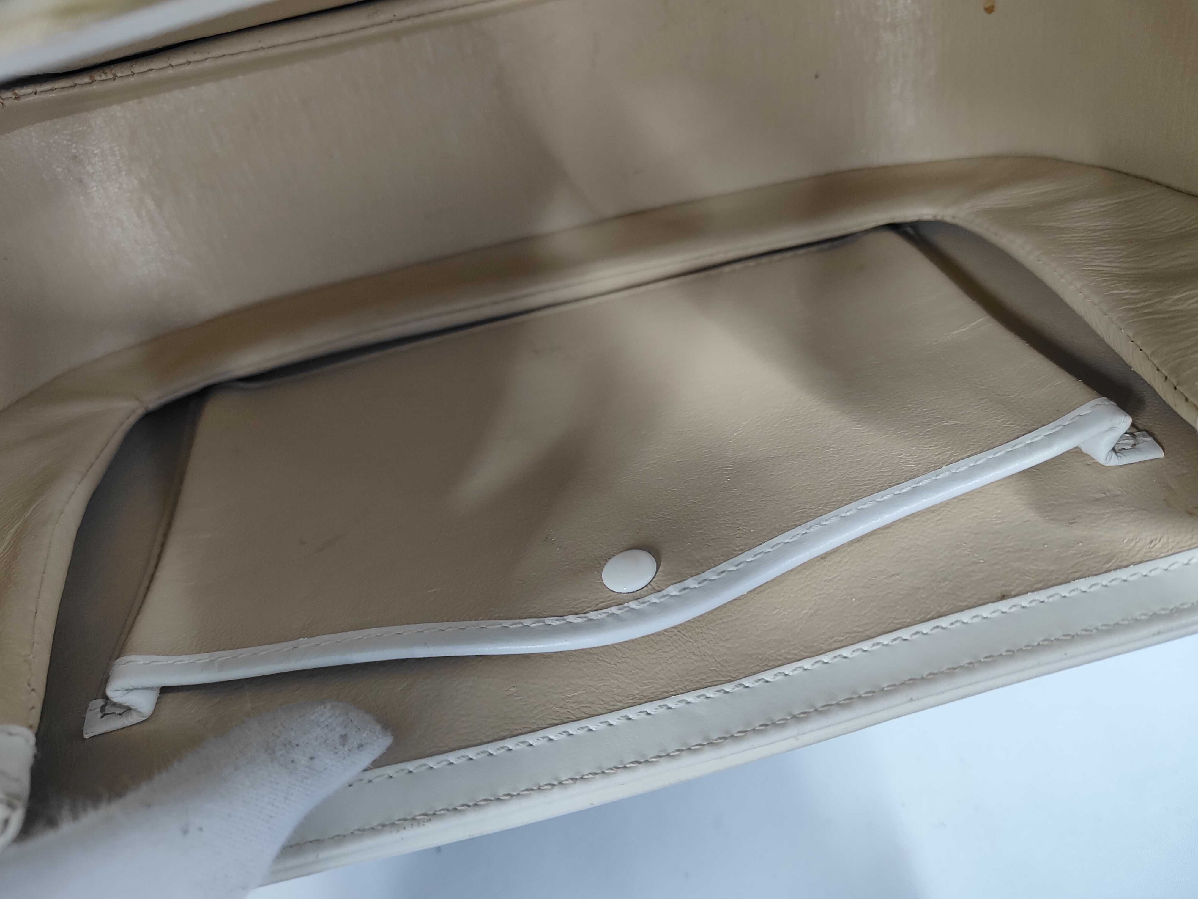 handbag — view 11