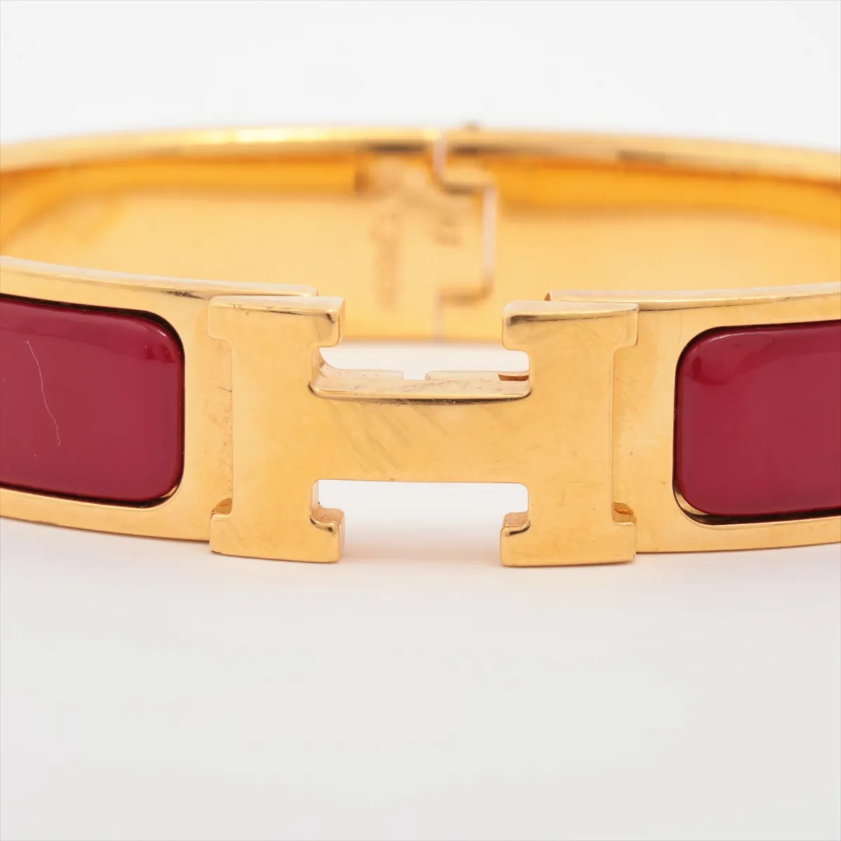 Click Crack H Bangle Bracelet GP x Enamel Red x Gold Scratches Dullness Dirt Discoloration Peeling — view 3