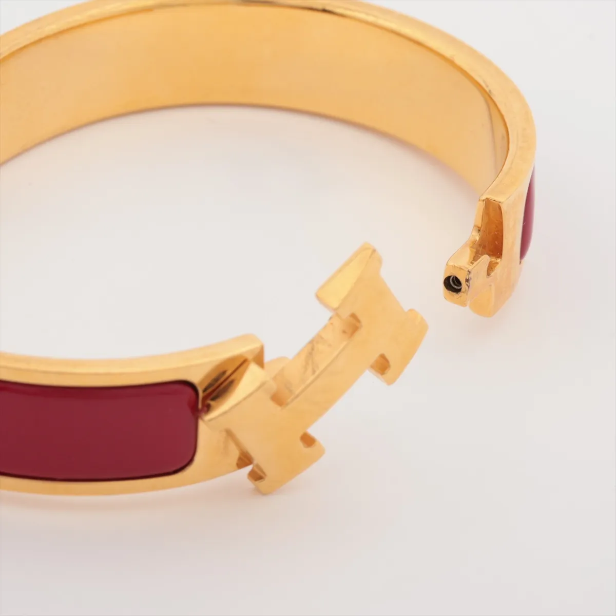 Click Crack H Bangle Bracelet GP x Enamel Red x Gold Scratches Dullness Dirt Discoloration Peeling — view 5