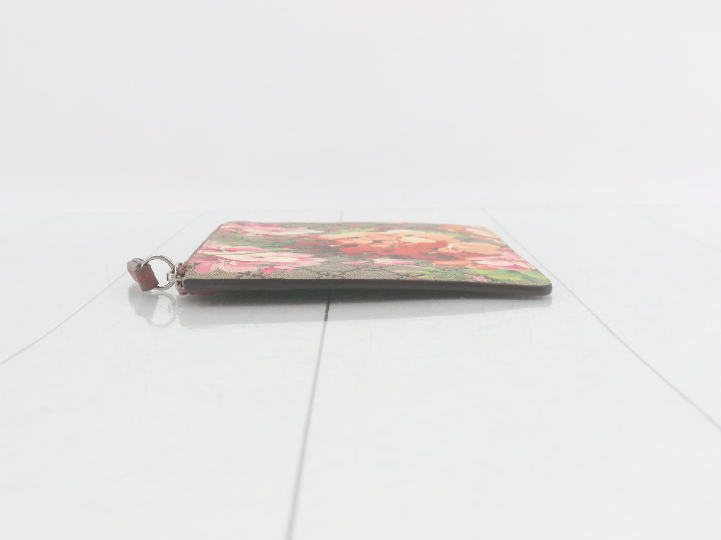 Flora print (bags) and pouches — view 4