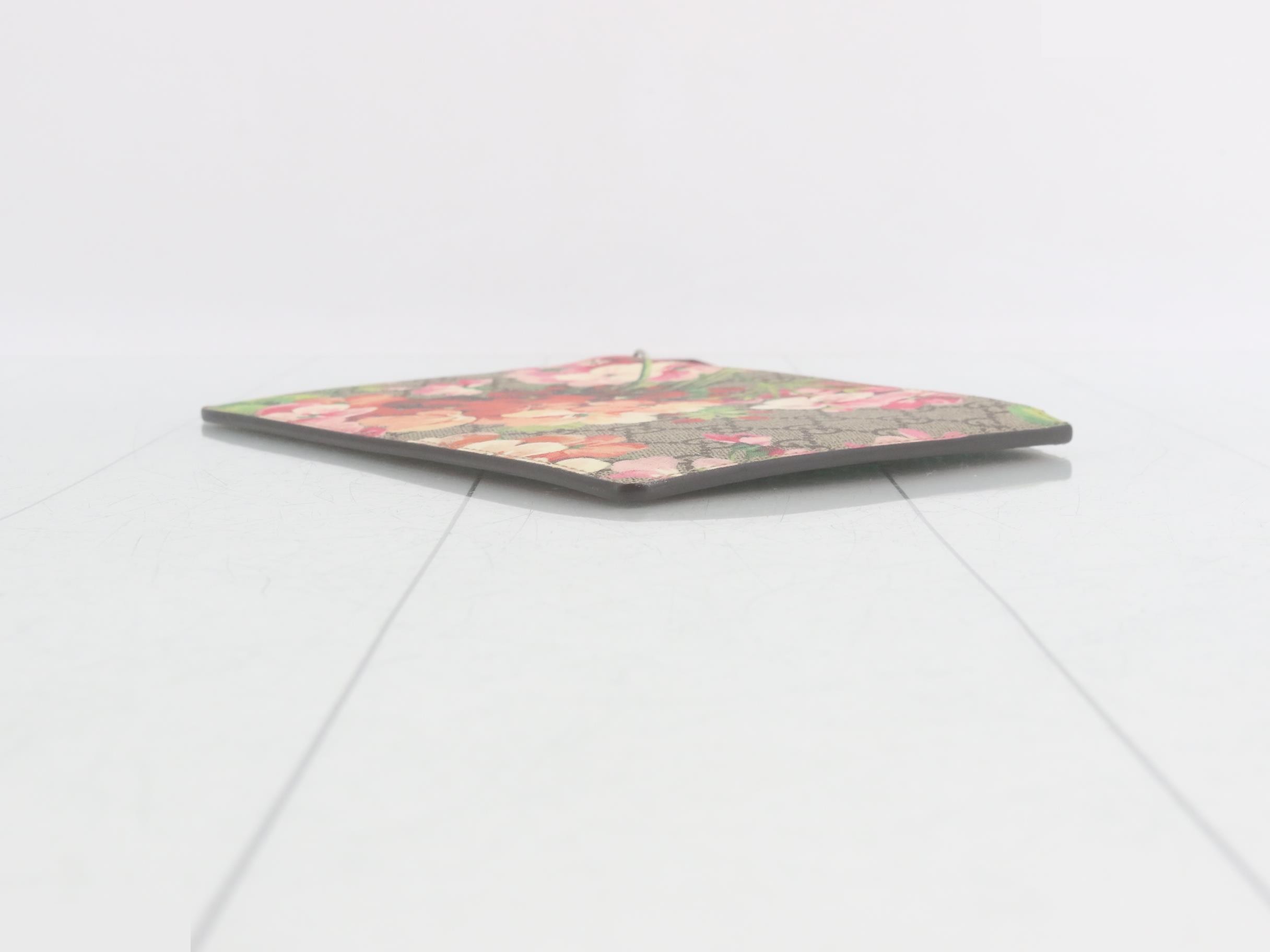 Flora print (bags) and pouches — view 6