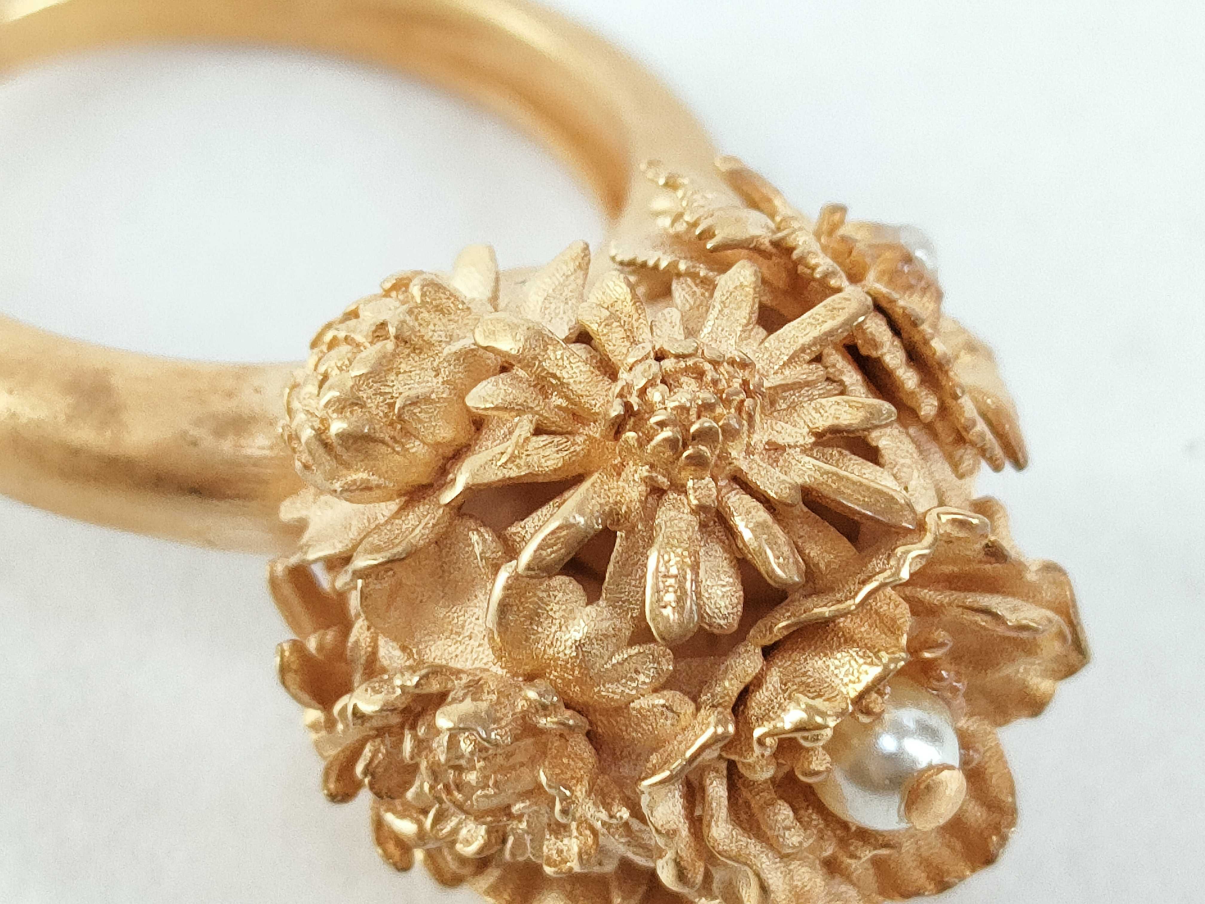 Flower Pearl Ring, Size L — view 9