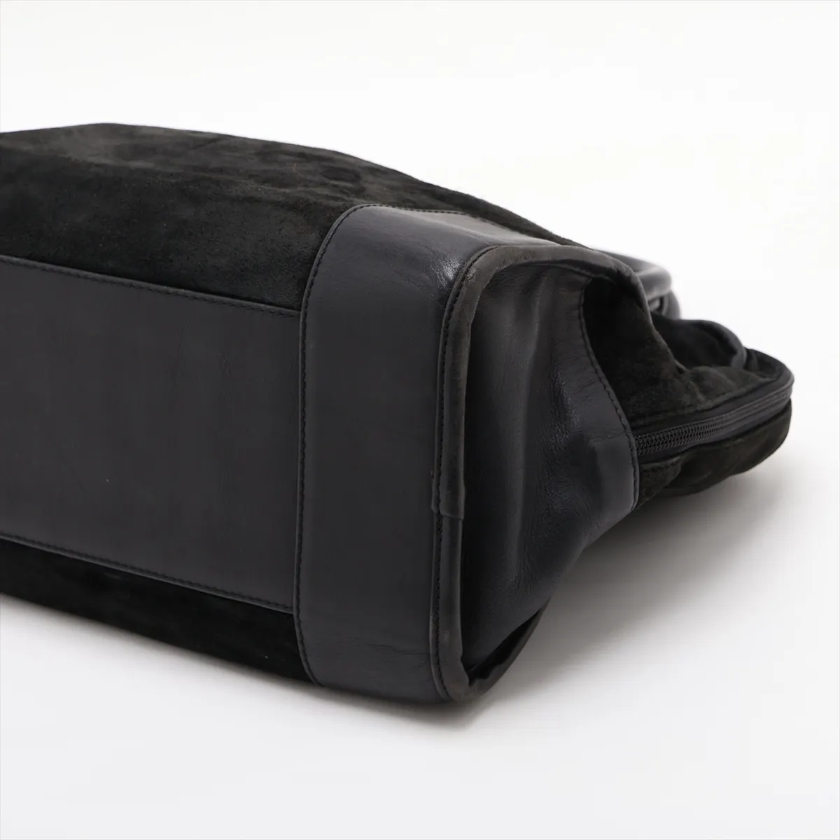 Amazona 32 Suede and Leather Handbag, Black — view 3