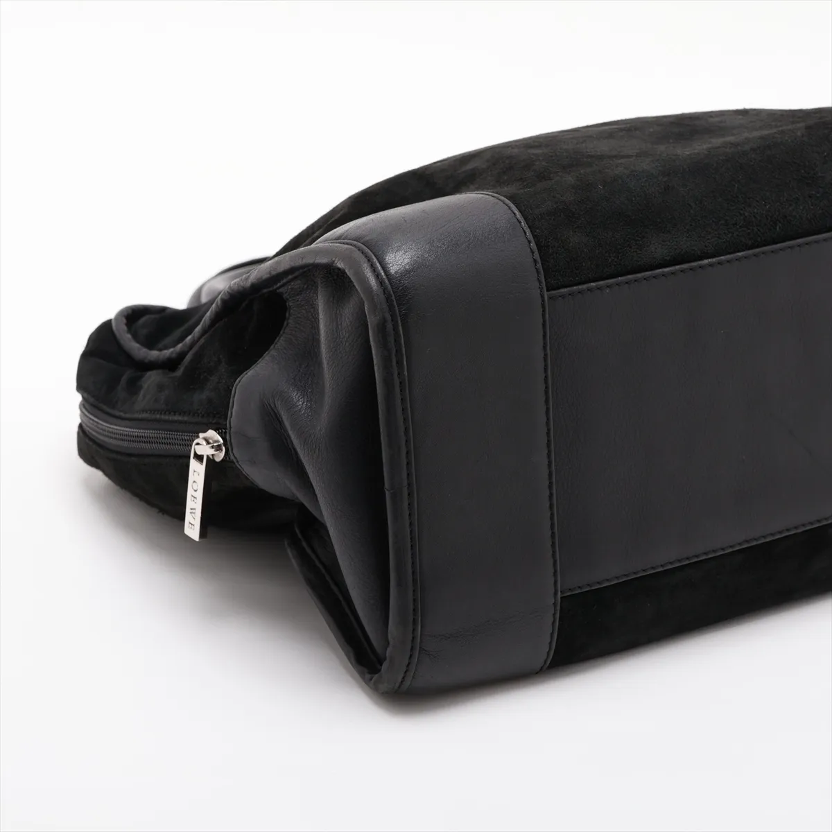 Amazona 32 Suede and Leather Handbag, Black — view 4