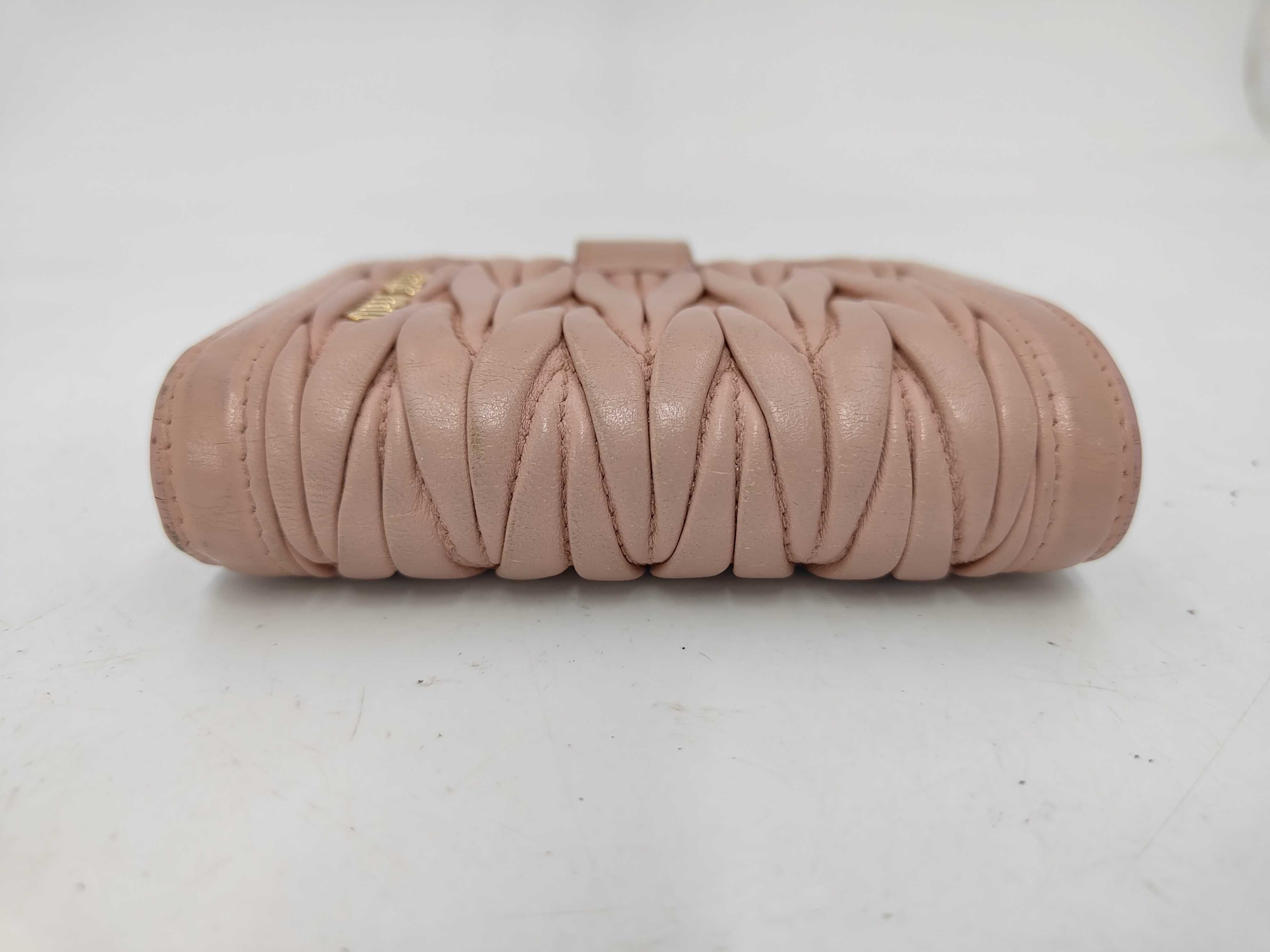 folding wallet, Matelassé quilted, pink leather wallet — view 3