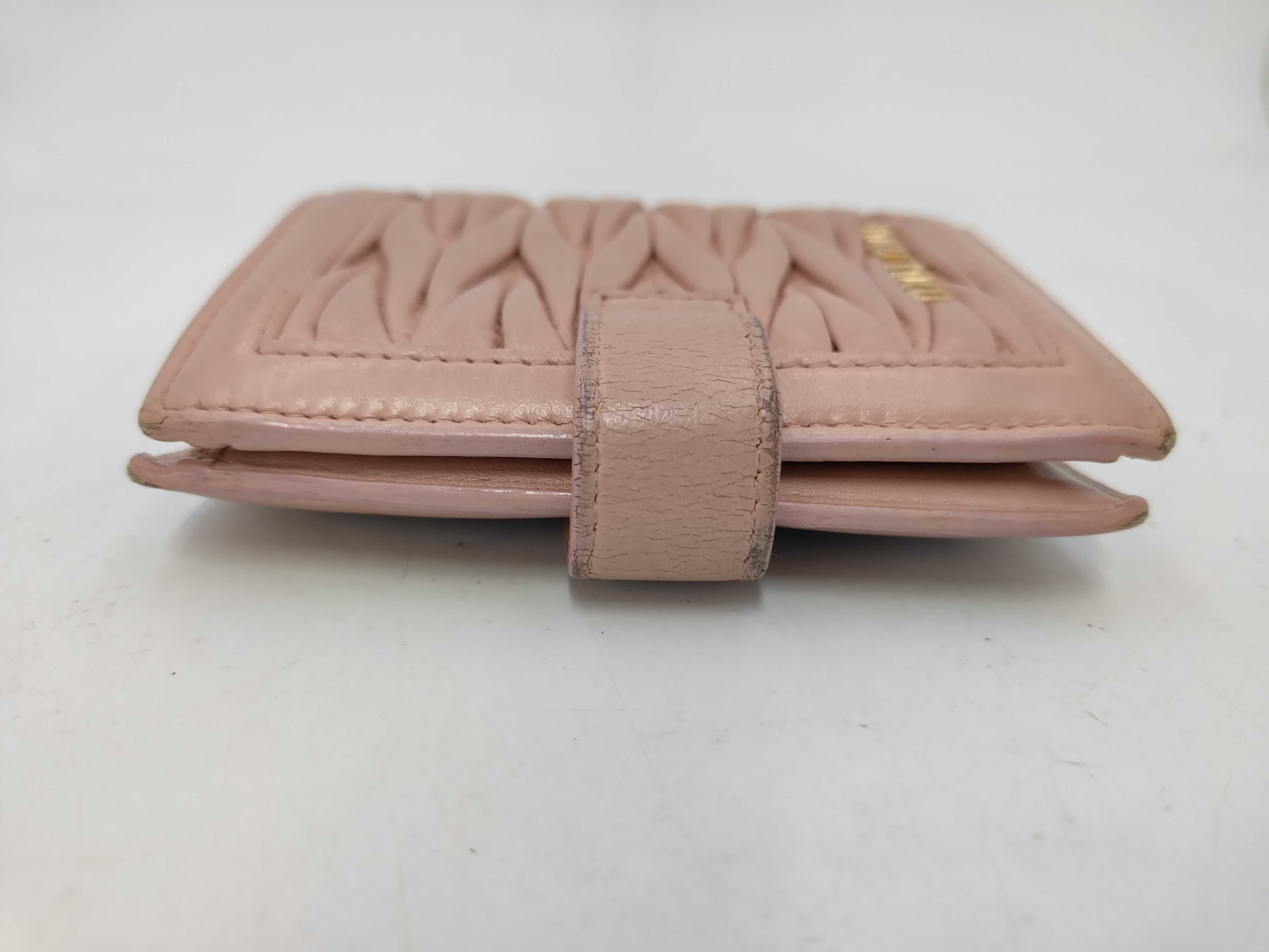 folding wallet, Matelassé quilted, pink leather wallet — view 5