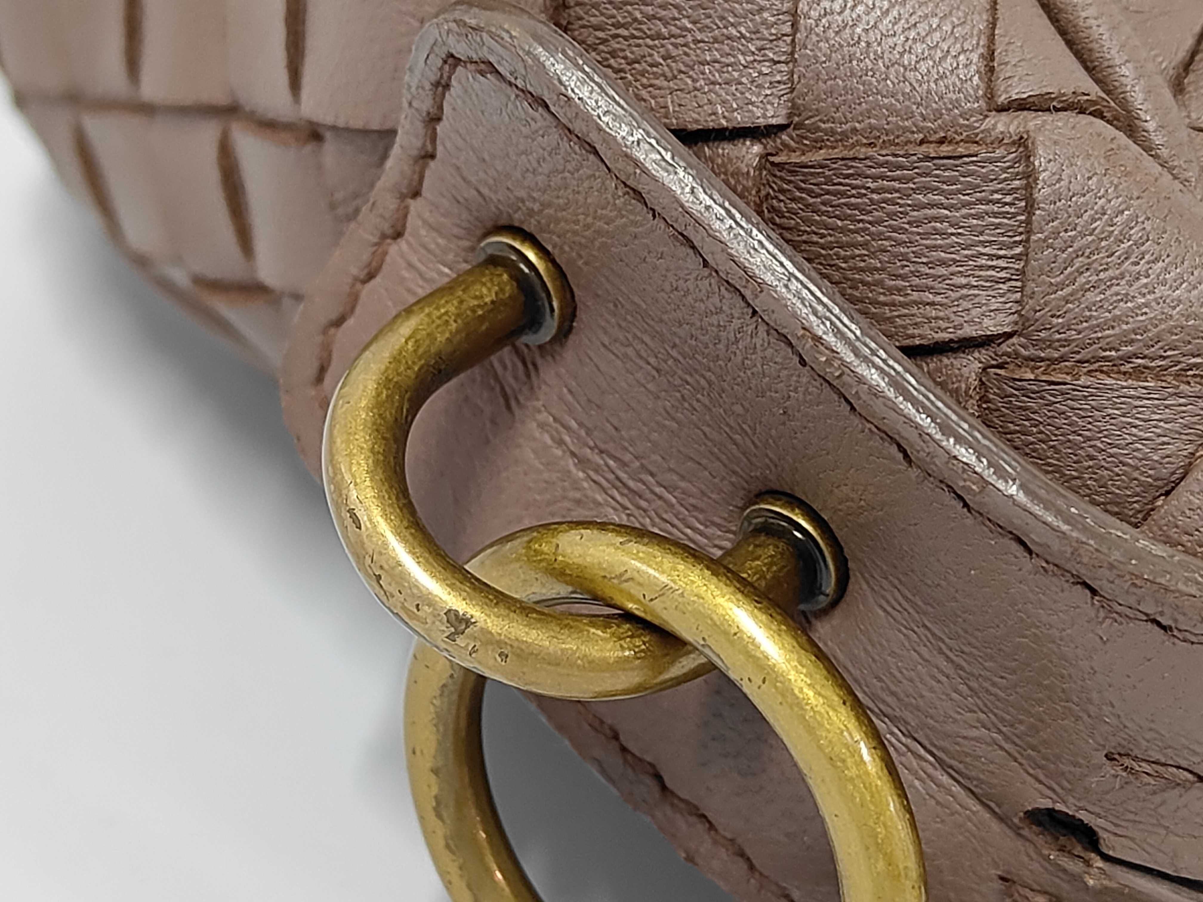 Intrecciato Leather Shoulder Bag Brown Shoulder Bag — view 5