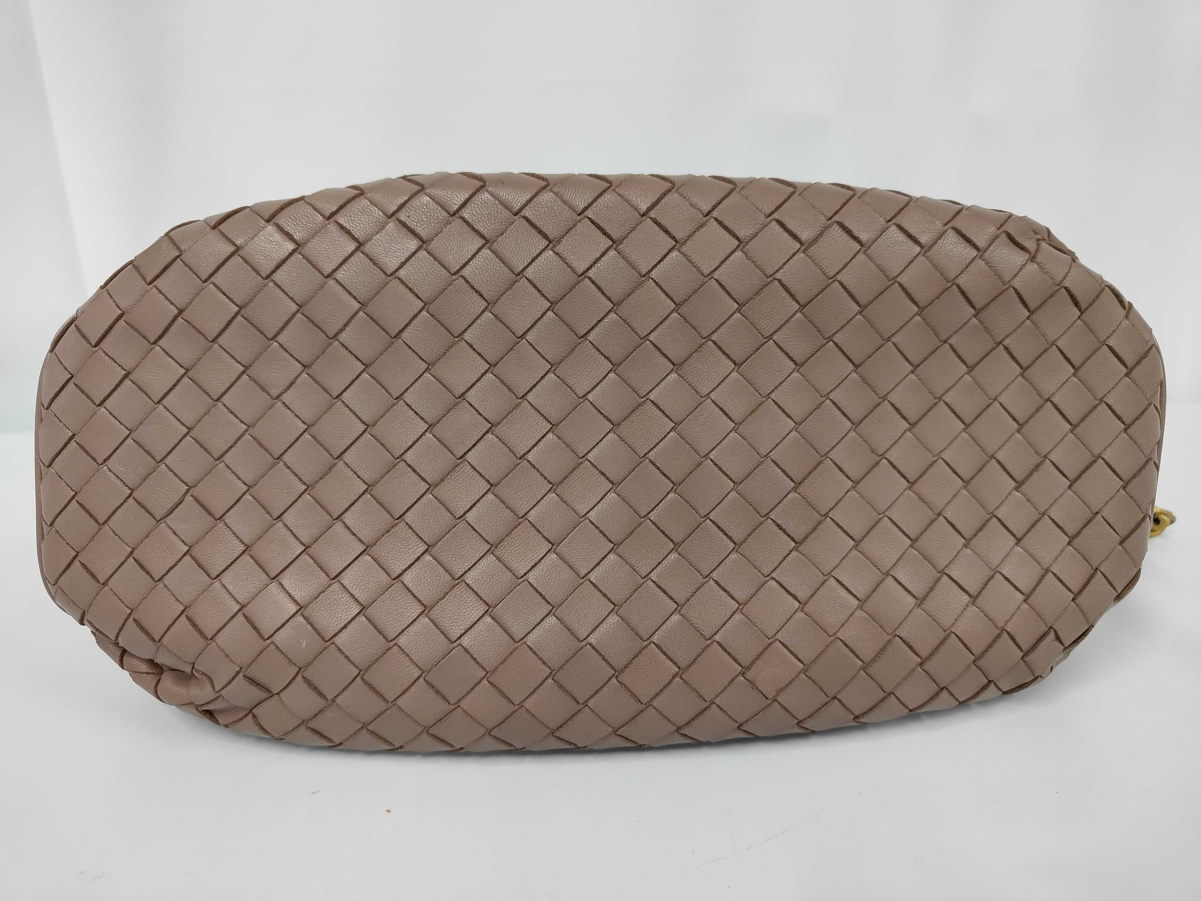 Intrecciato Leather Shoulder Bag Brown Shoulder Bag — view 7