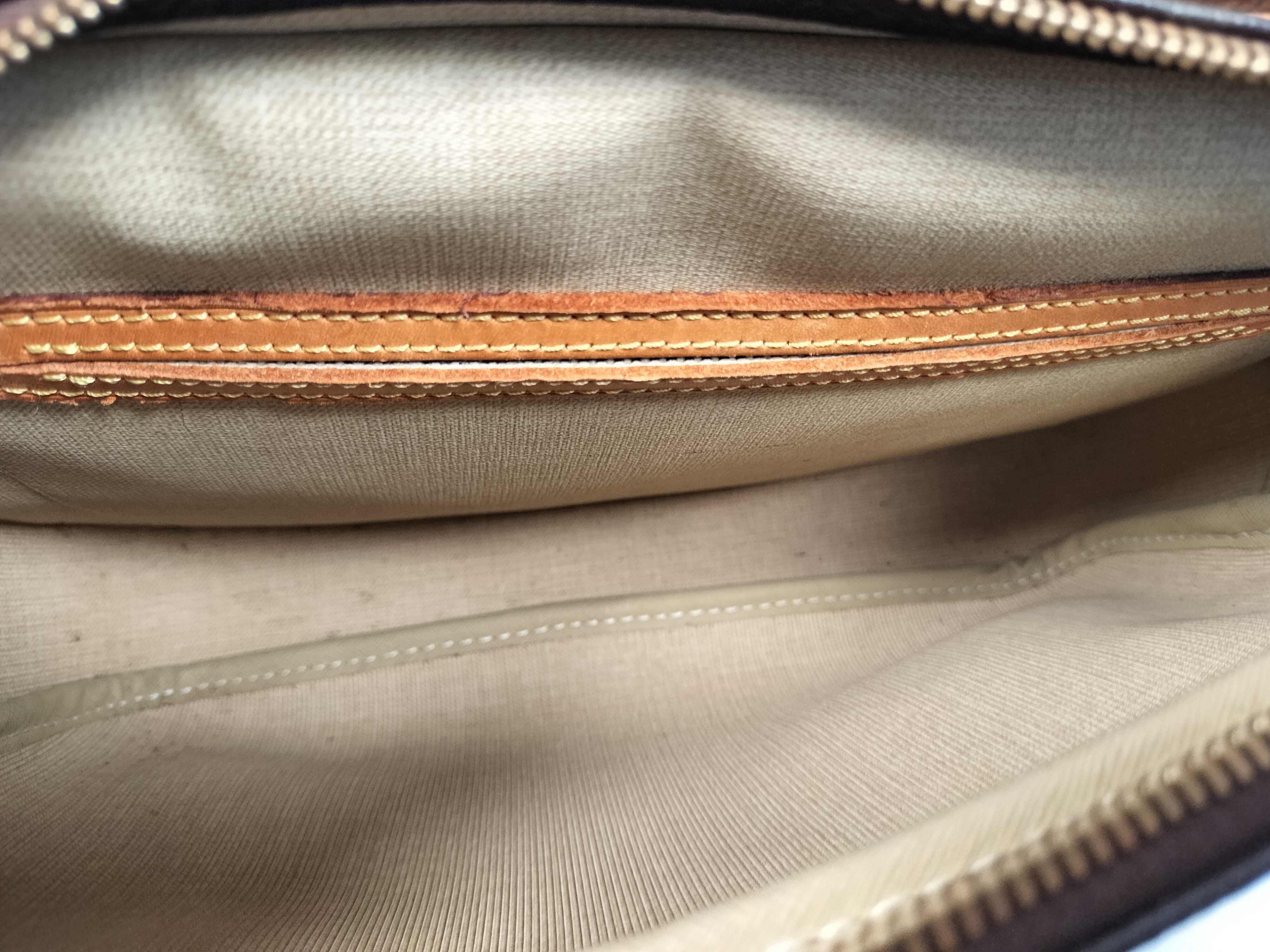 Monogram M45254 Monogram Reporter PM Shoulder Bag — view 15