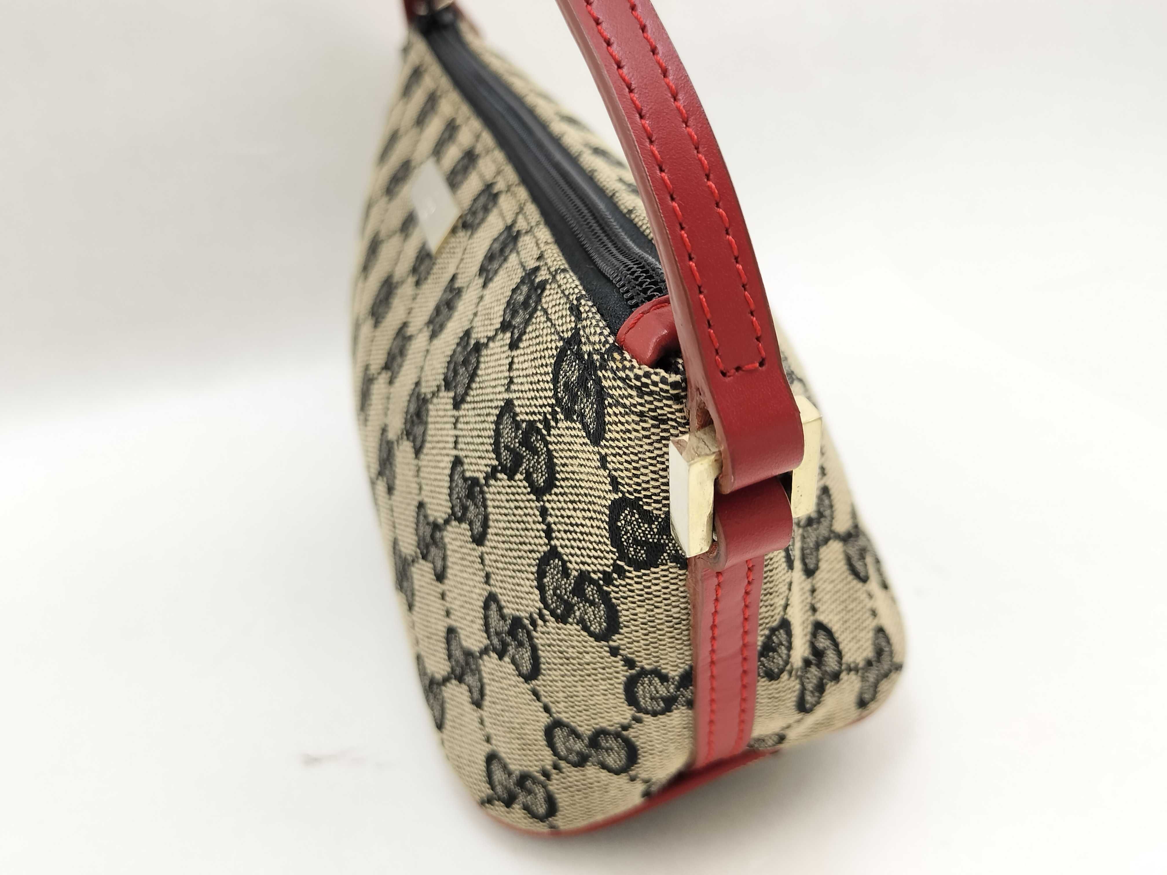 GG Canvas Gucci Accessory Pouch GG Canvas Pouch — view 3
