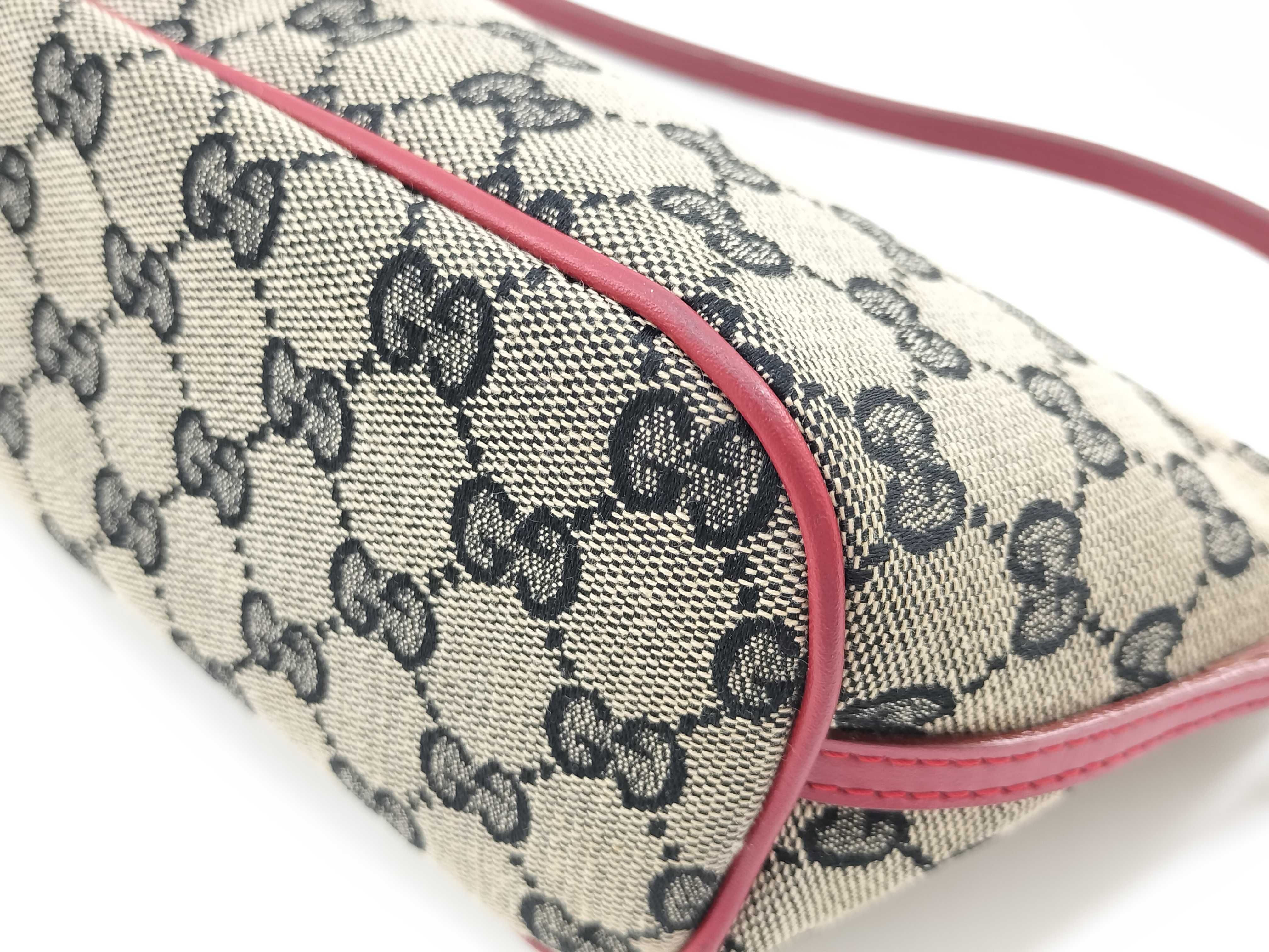 GG Canvas Gucci Accessory Pouch GG Canvas Pouch — view 7