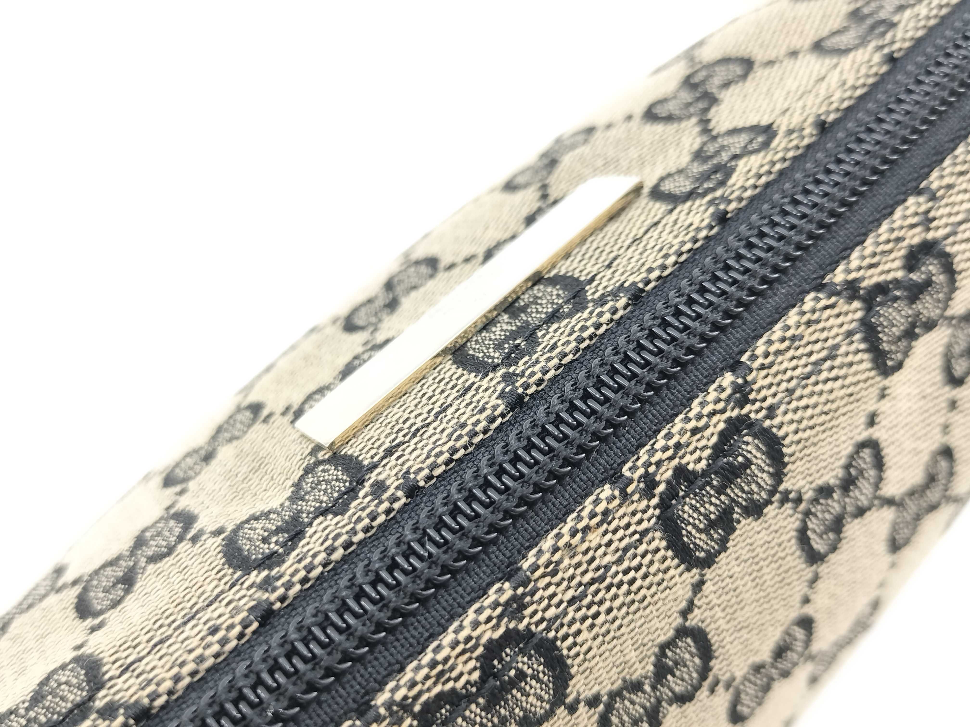 GG Canvas Gucci Accessory Pouch GG Canvas Pouch — view 9