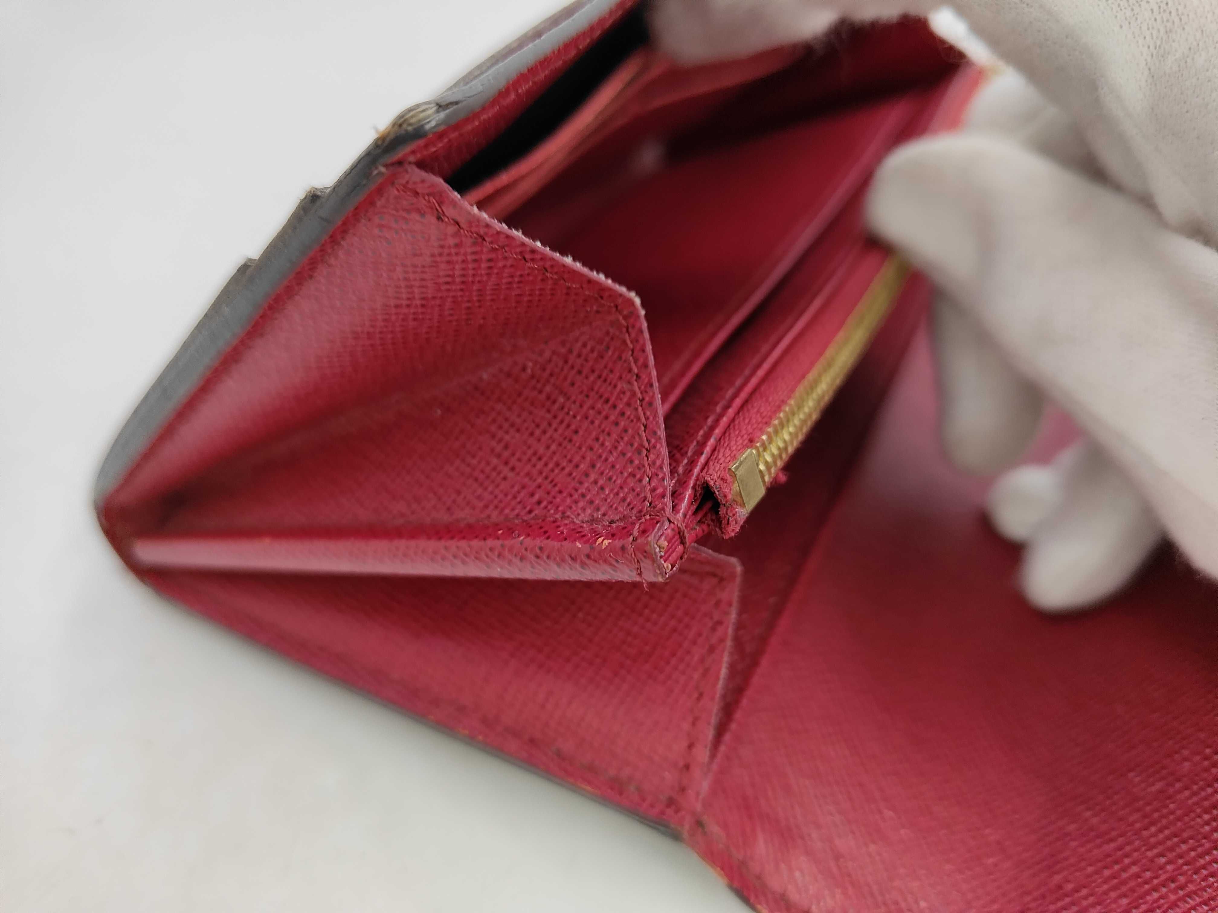 Sarah Wallet — view 7