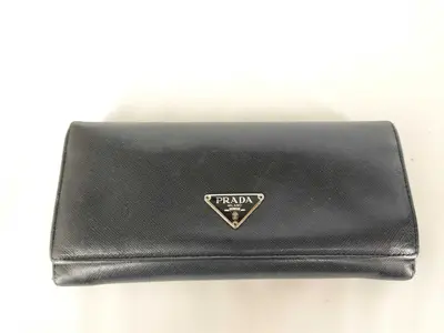 long wallet