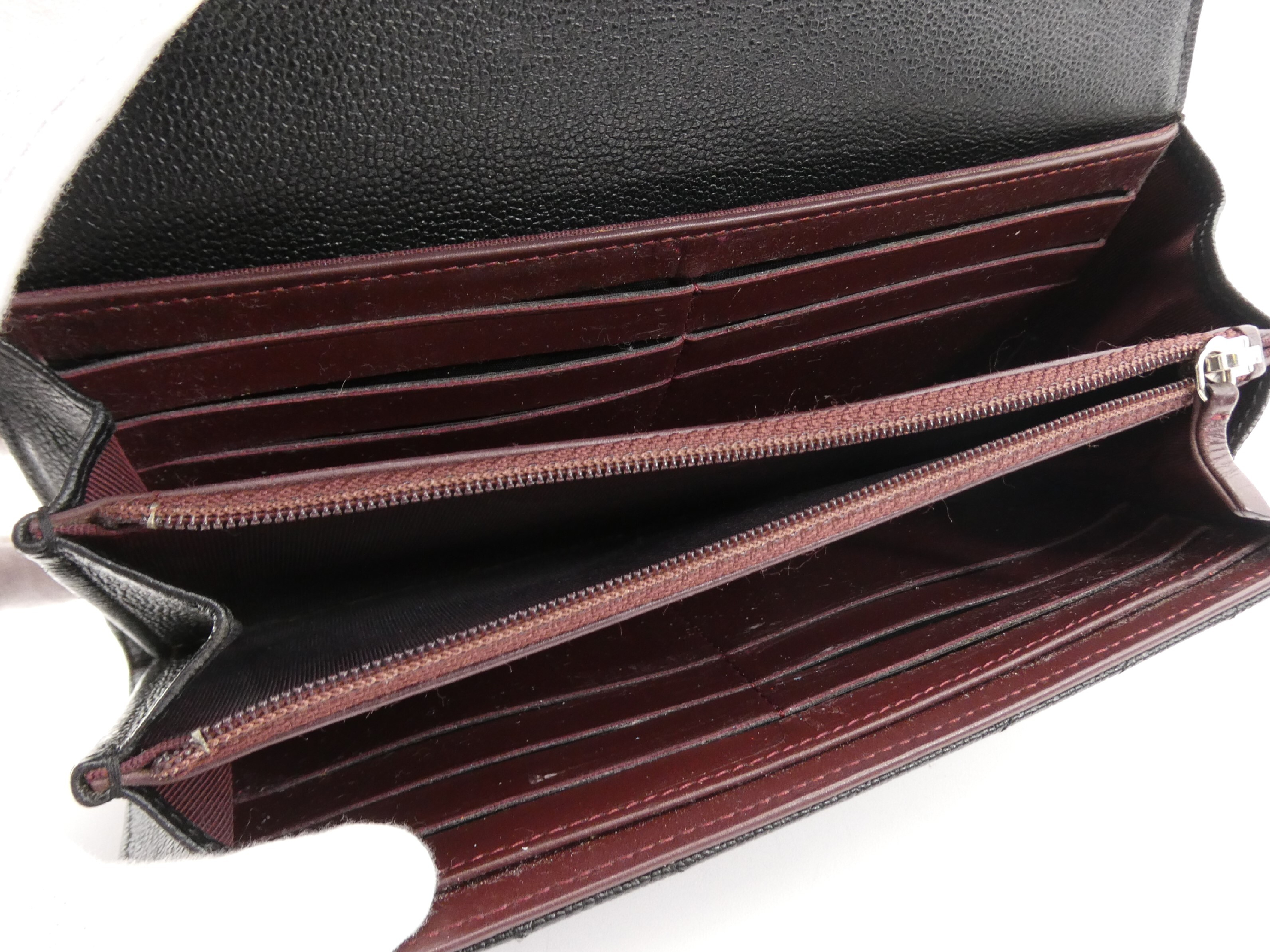 V-stitch Coco Mark Bi-fold Long Wallet — view 6