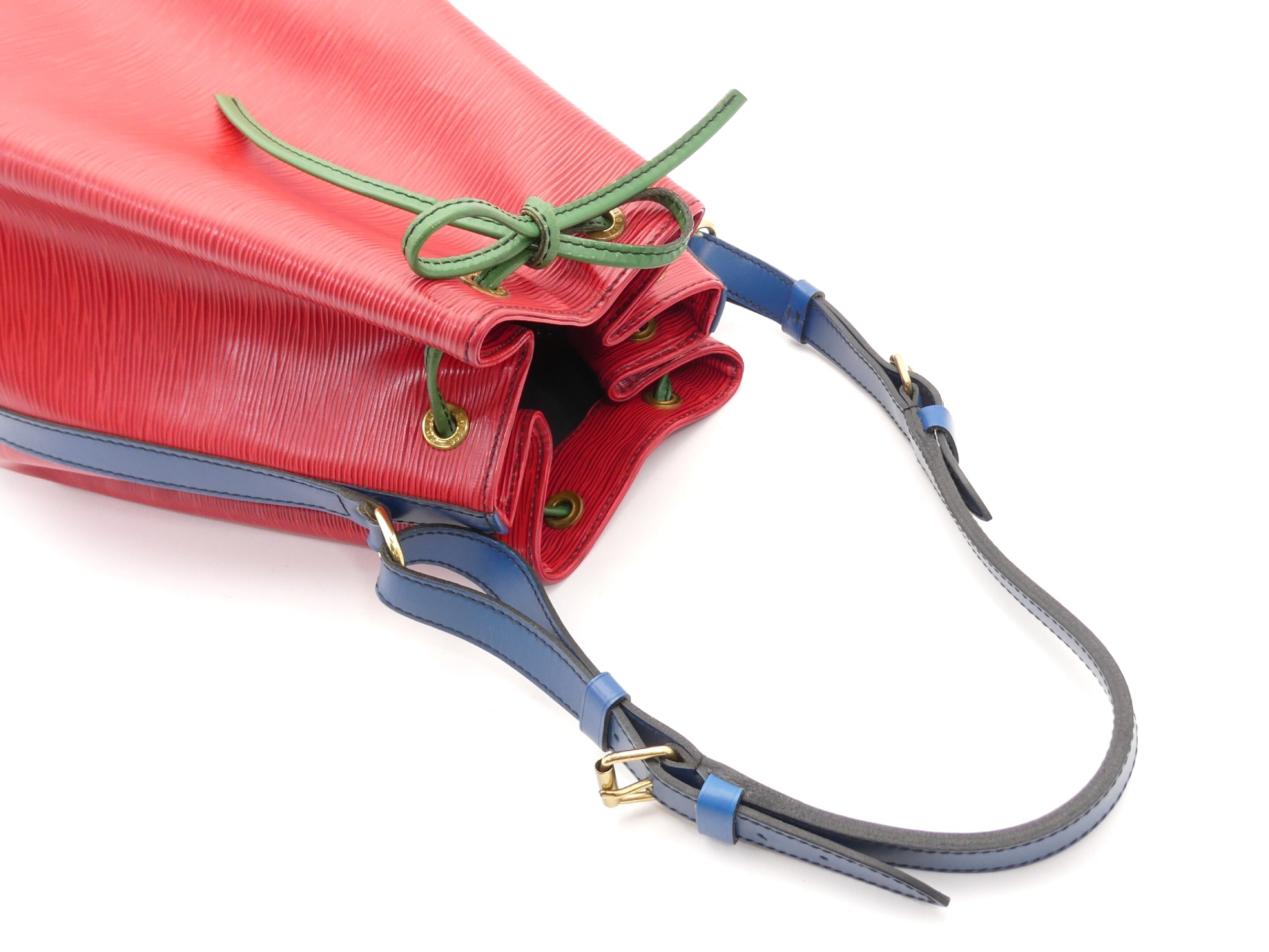 Epi Noé Tricolor Shoulder Bag — view 6