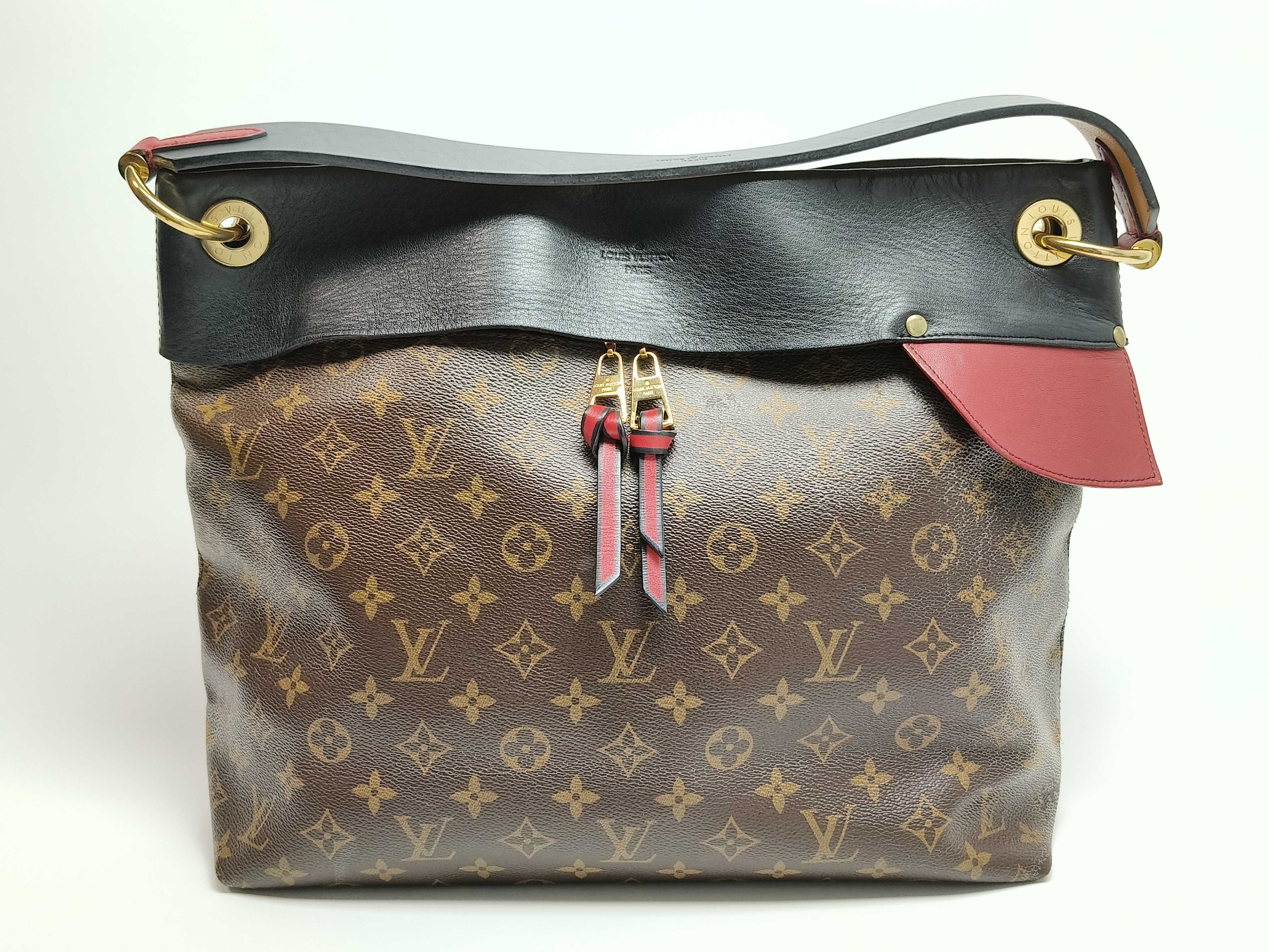 Monogram Tuileries Hobo M43154 Shoulder Bag