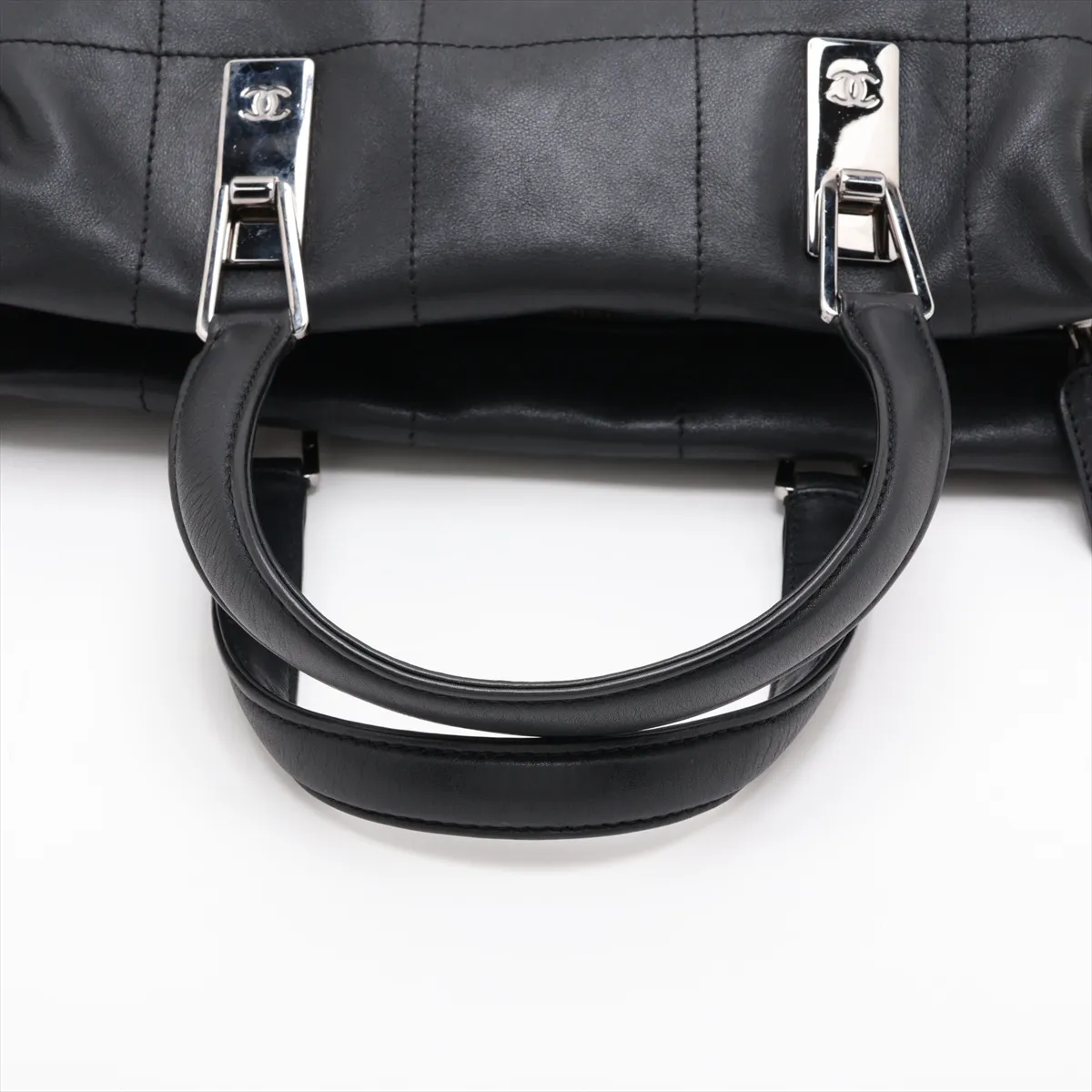 Chocolate Bar Leather Handbag, Black with Silver Hardware, Item No. 7648273 (Serial No. 7) — view 5