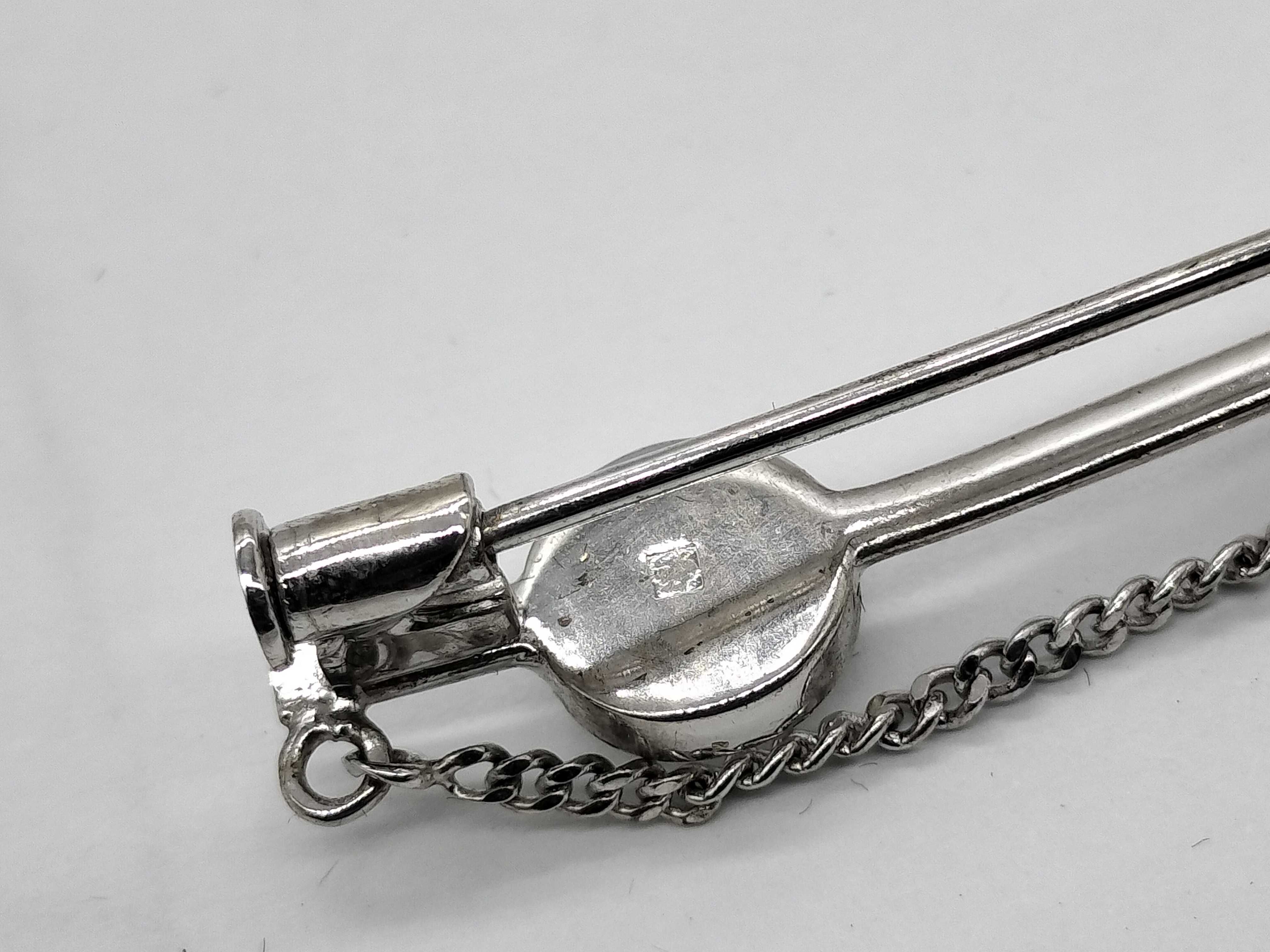 brooch — view 6