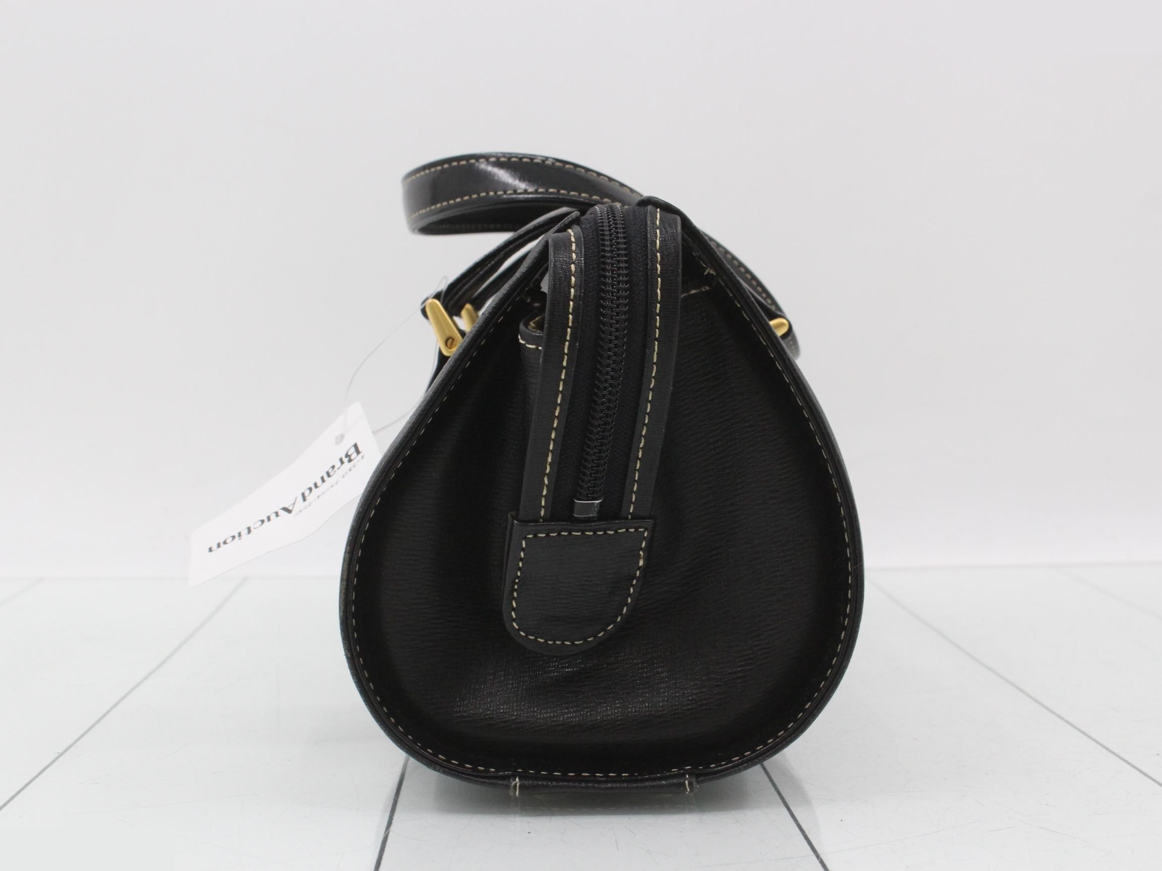handbag — view 3