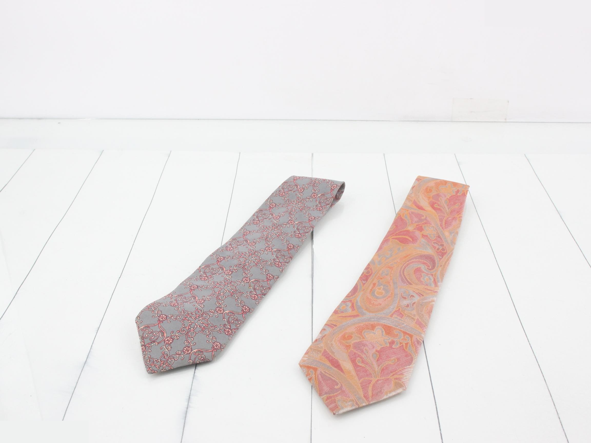 Other lines: Small items, accessories, ties — view 3