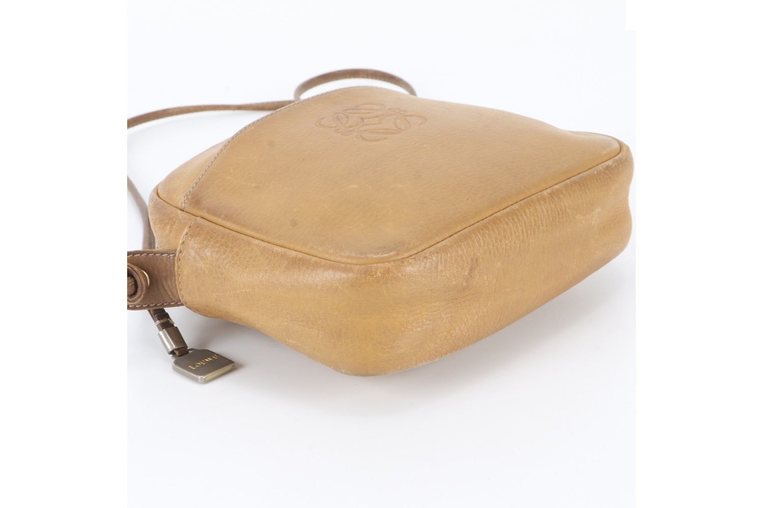 Anagram Leather Shoulder Bag (Crossbody) — view 5