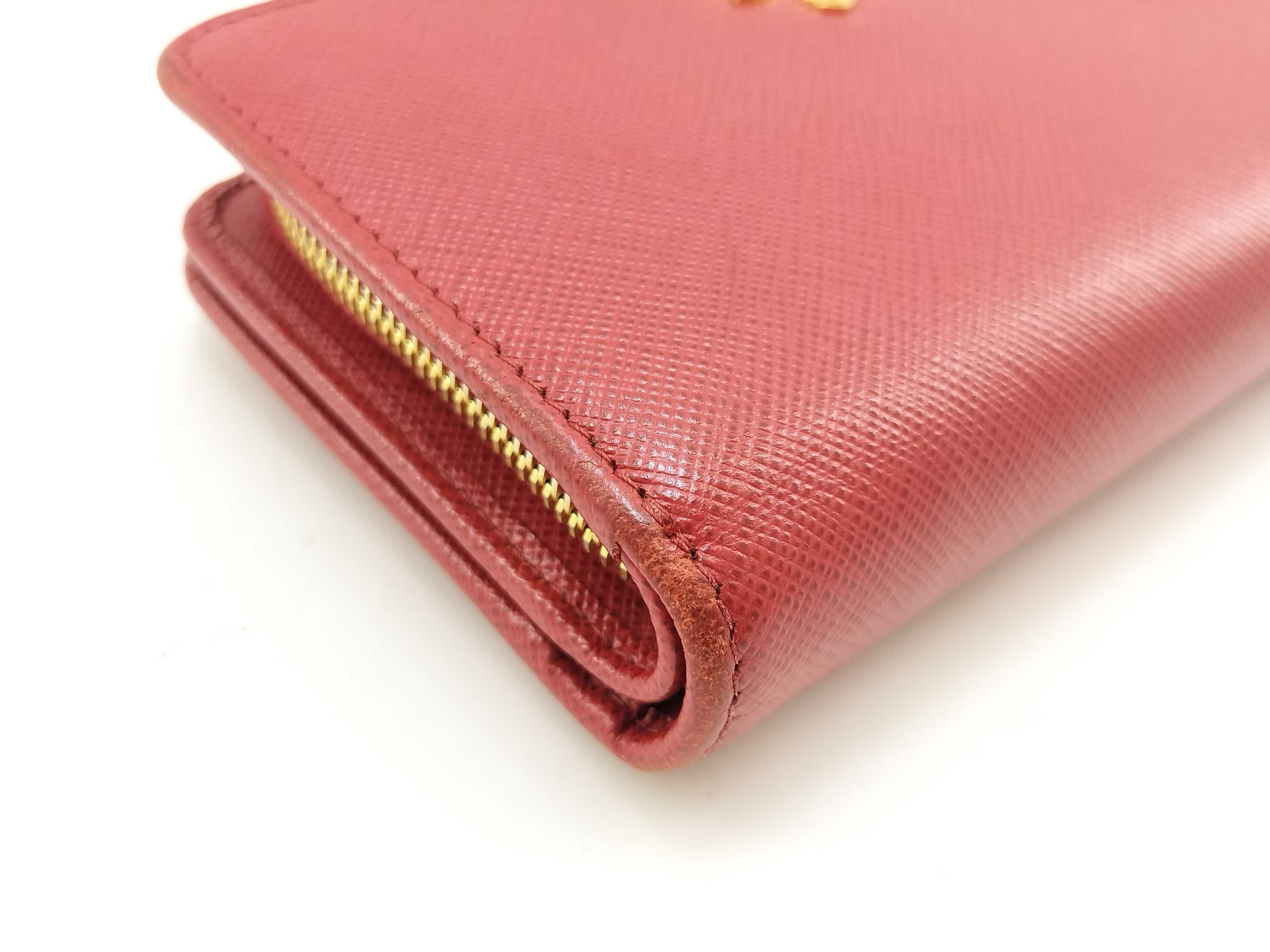 wallet — view 6