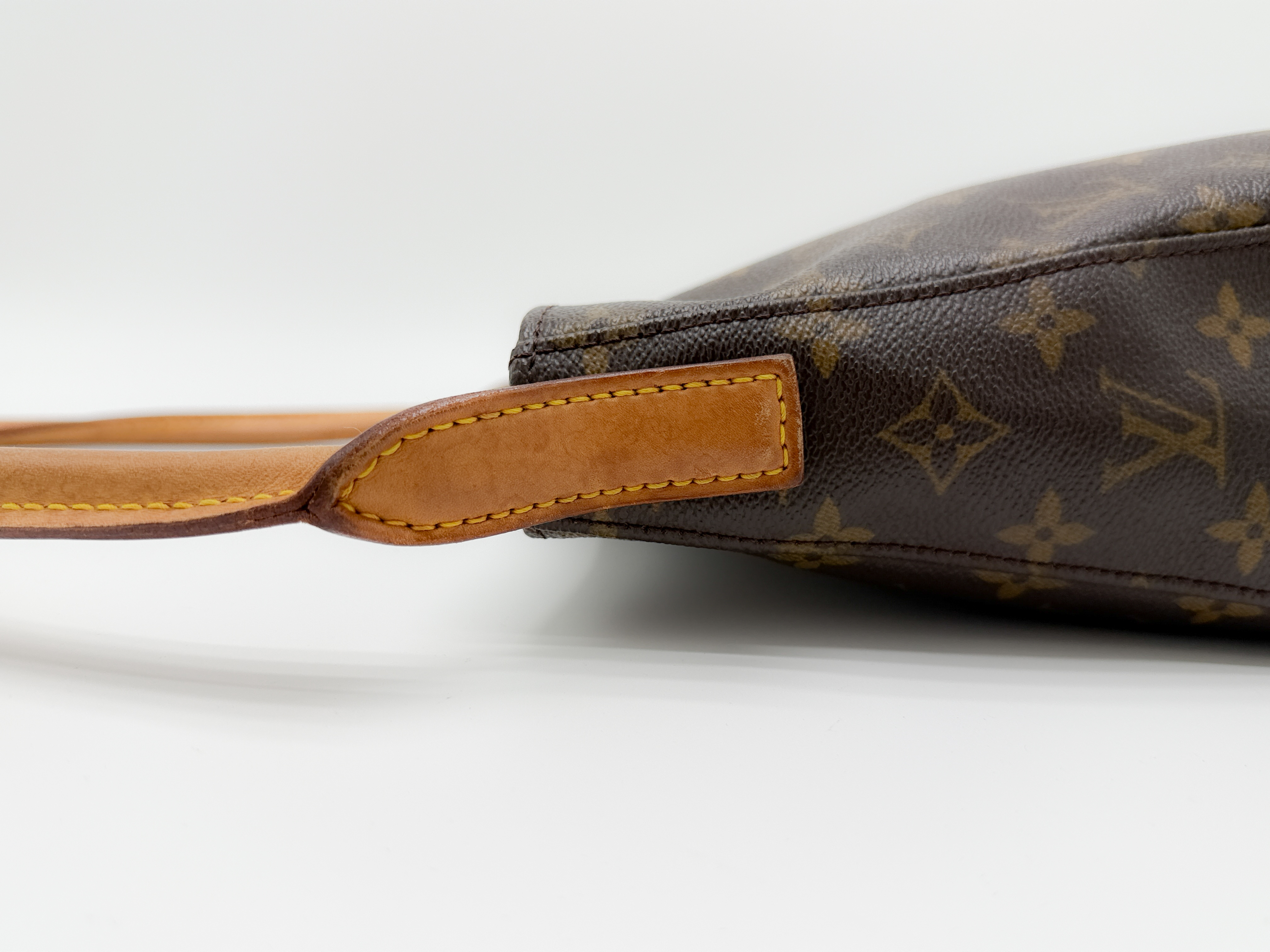 Monogram M51145 Looping GM MI1929 Shoulder Bag — view 5