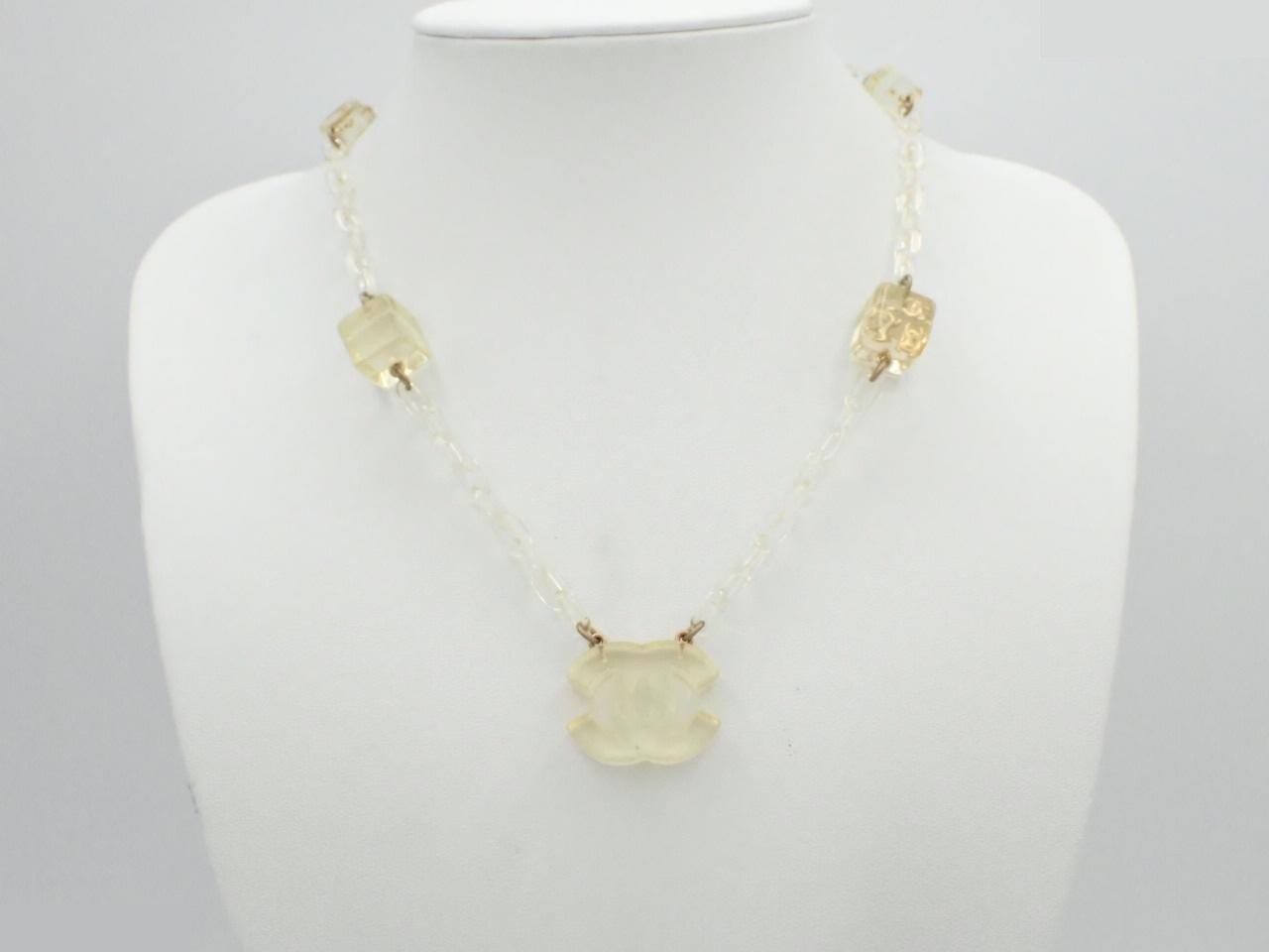 Coco Mark NC Clear Ivory Plastic Neck Circumference Approx. 42cm — view 3