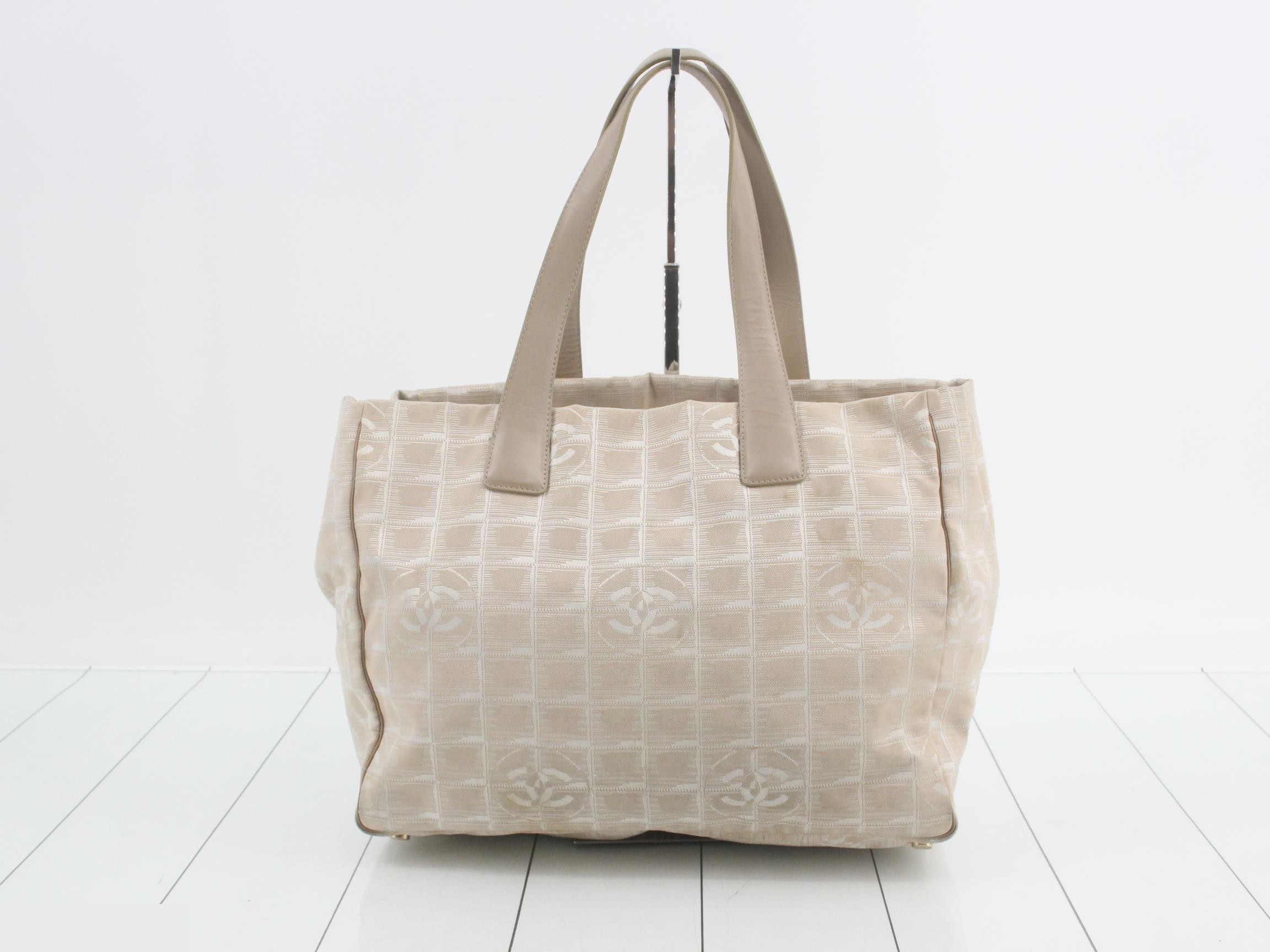 New Travel Line (Bags) - Tote Bag — view 2