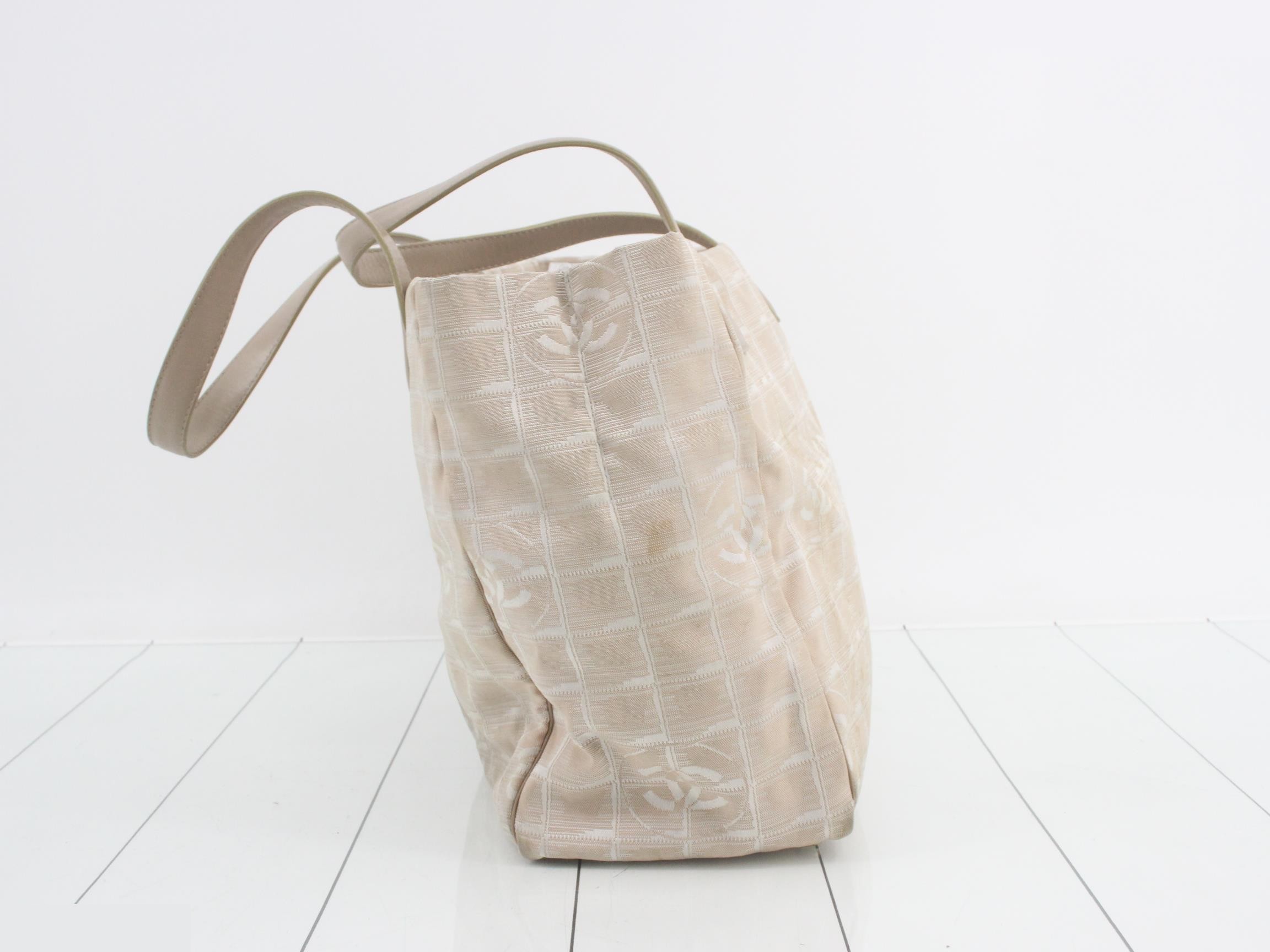 New Travel Line (Bags) - Tote Bag — view 4